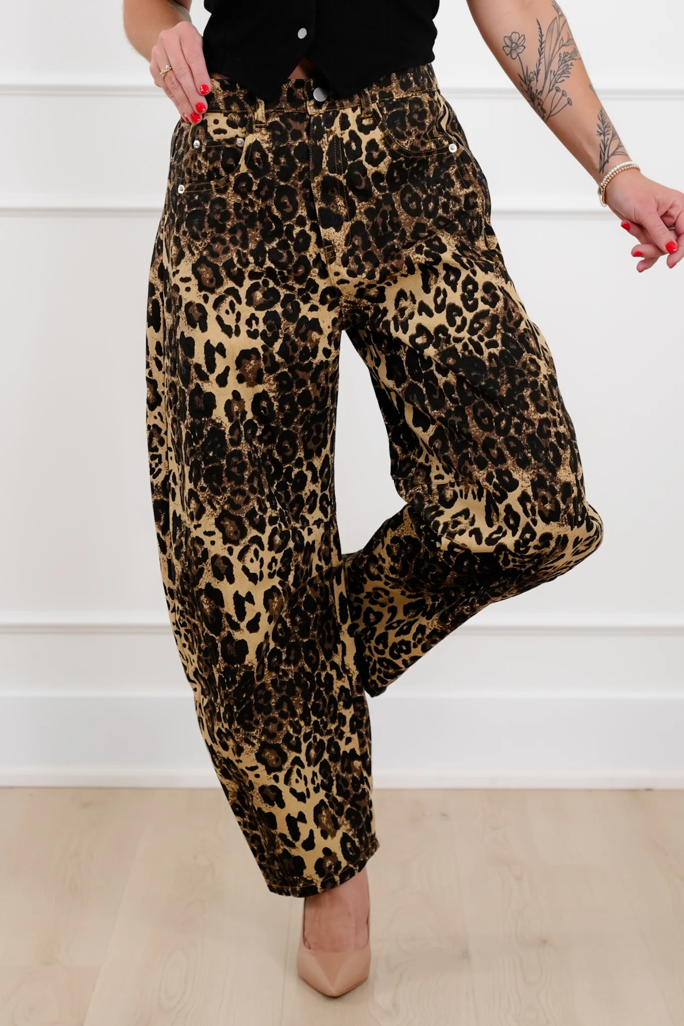 Plus/ Reg Brown Leopard Print Barrel Jeans - Image 8
