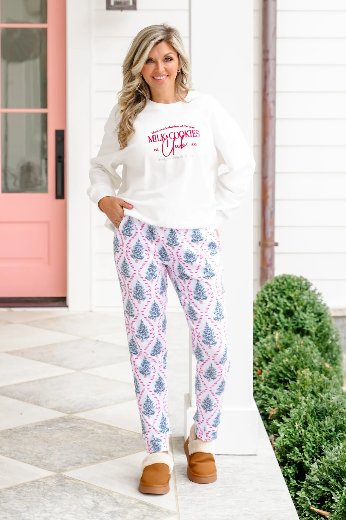 Plus/Reg Candy Cane Lane Print Elastic Waist Joggers - Image 3