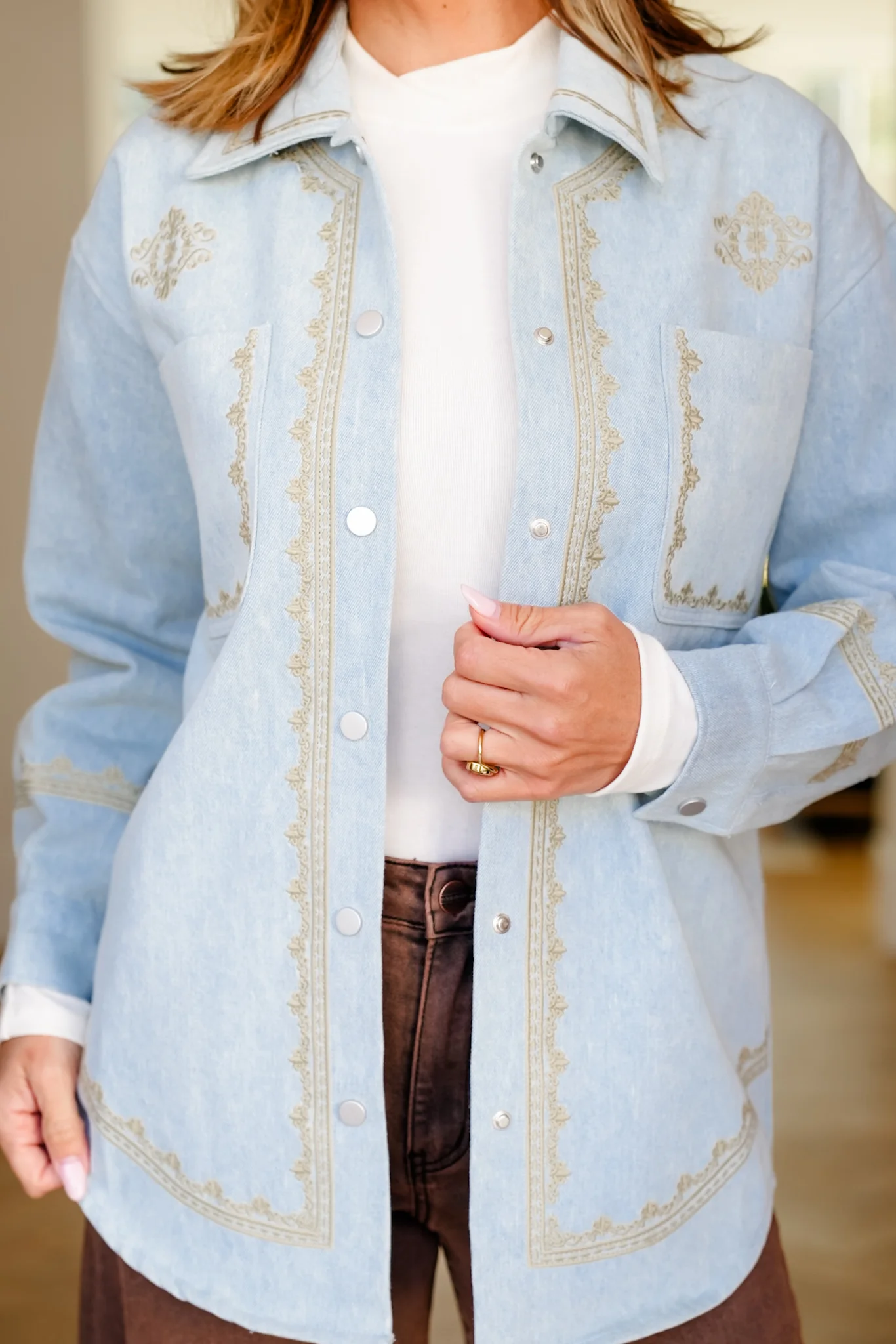 Plus/Reg Embroidered Long Sleeve Button Down Shacket - Image 5