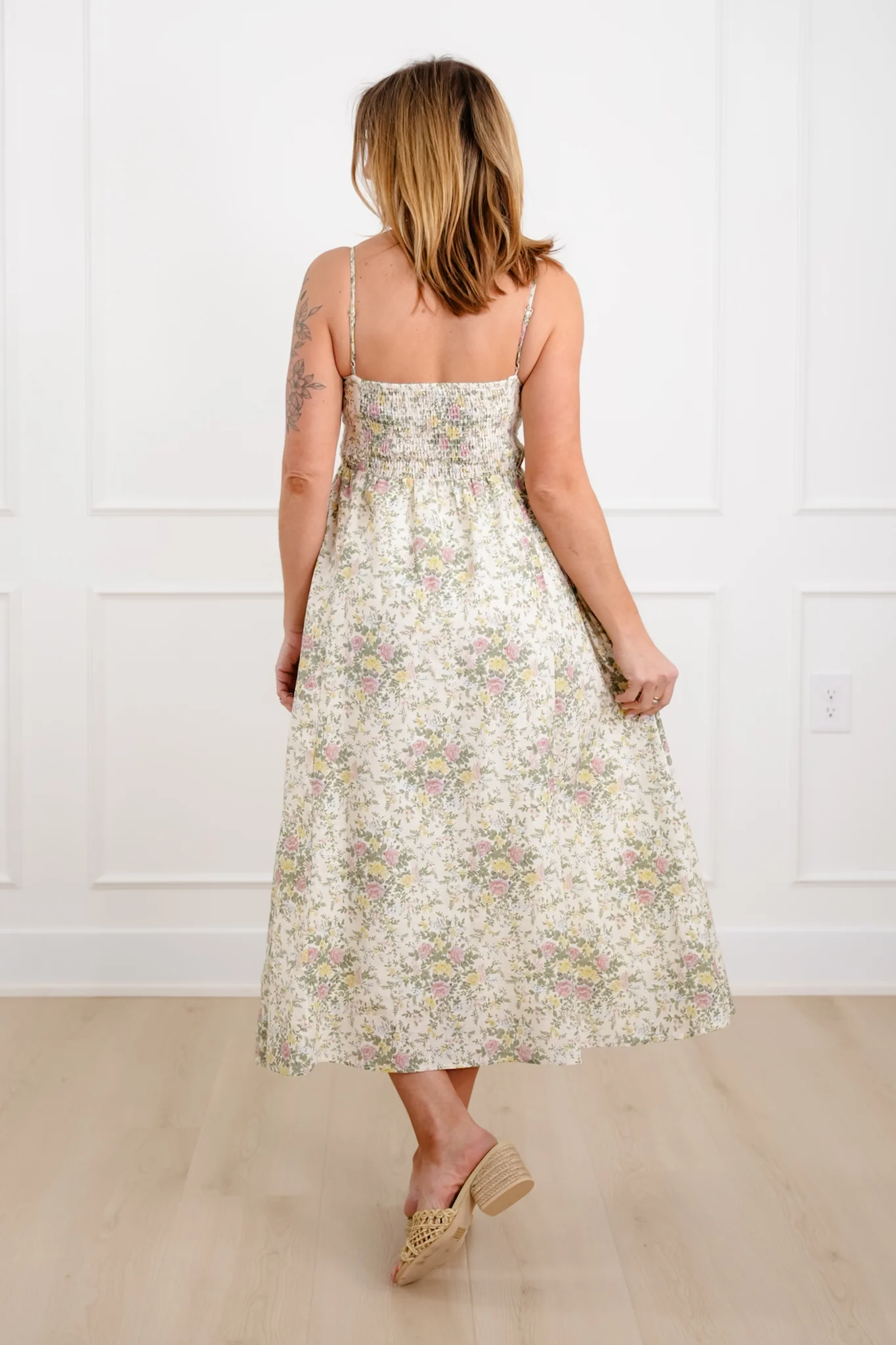 Plus/Reg Floral Pattern Sleeveless Midi Dress - Image 7