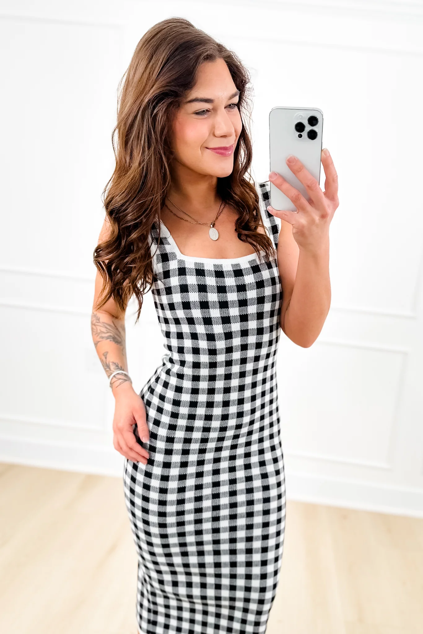 Plus/Reg Gingham Knit Sleeveless Square Neck Midi Dress - Image 2