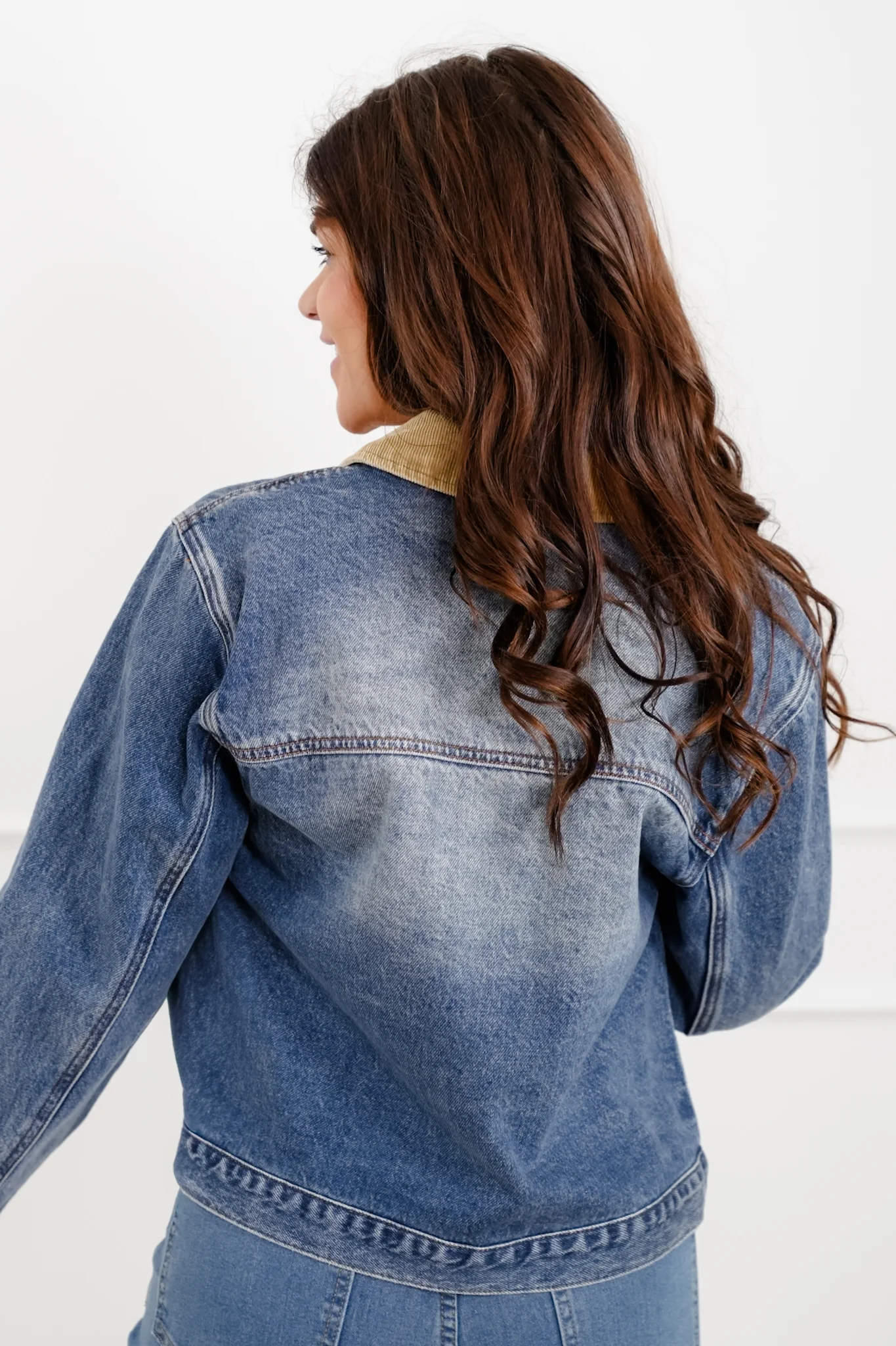 Plus/Reg Judy Blue Medium Wash Barn Jacket - Image 5