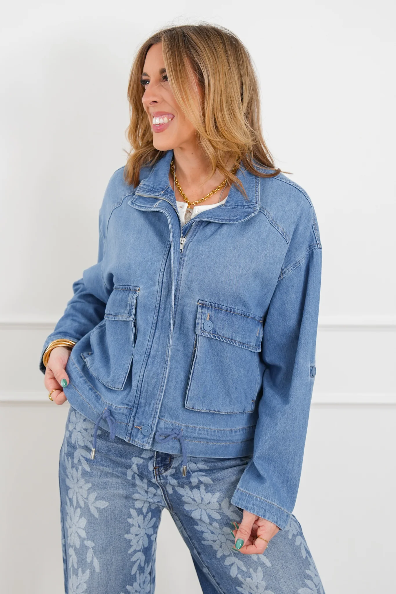 Plus/Reg Risen Medium Wash Long Sleeve Jacket with Cargo Pockets - Image 6