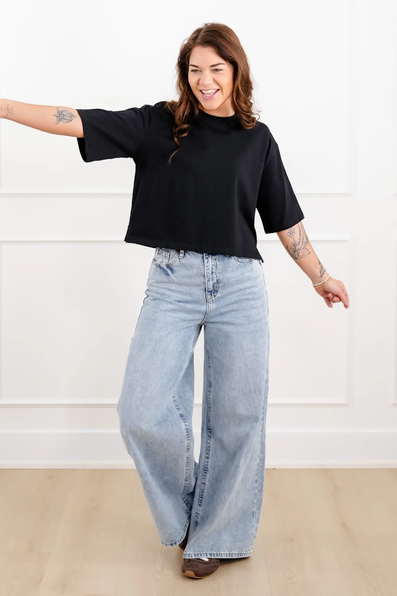 Plus/Reg "The Marlow" Nico Threads Solid Short Sleeve Crew Neck Top - Image 9