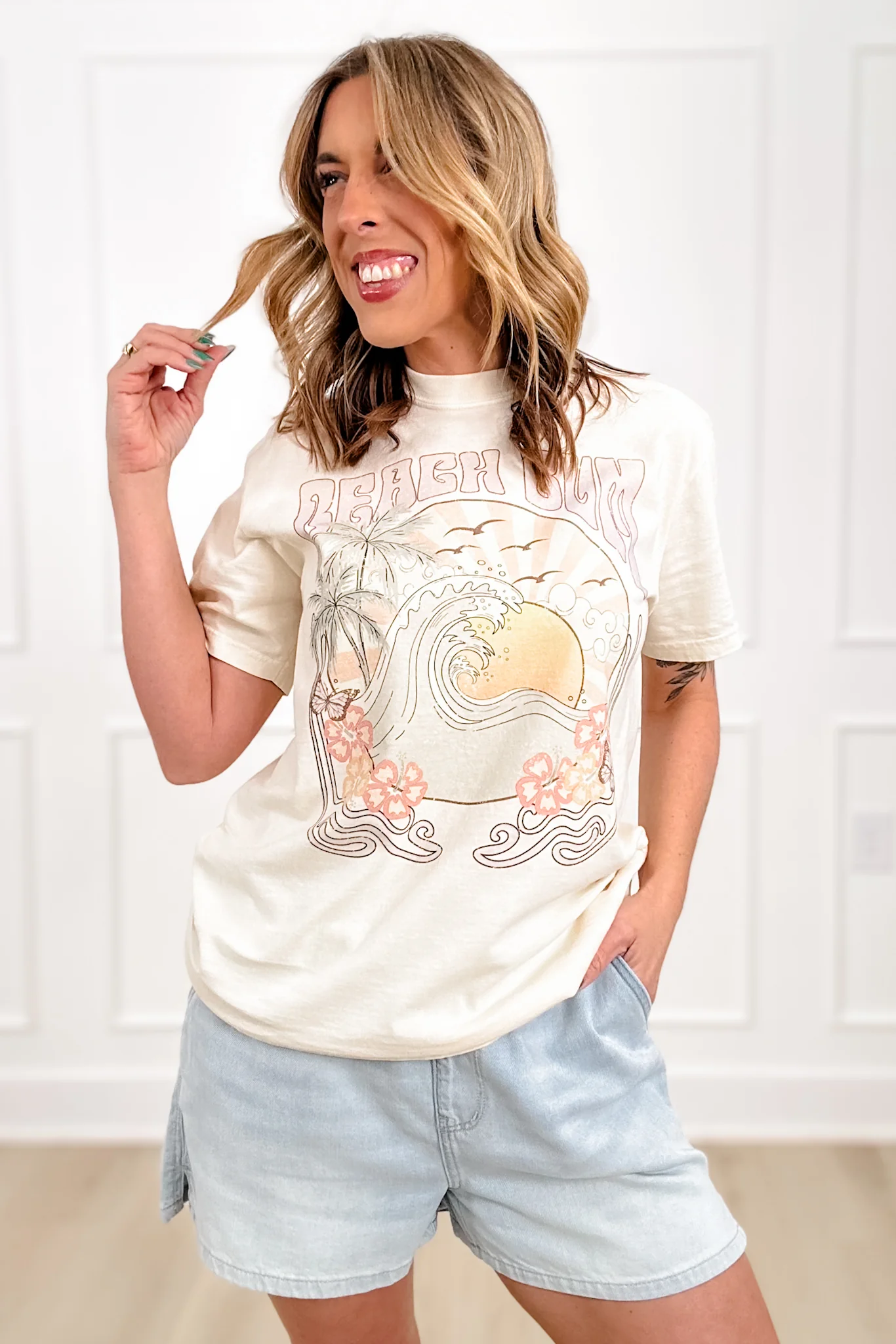 Plus/Reg Short Sleeve "Beach Bum Sunset" Graphic Tee - Image 2