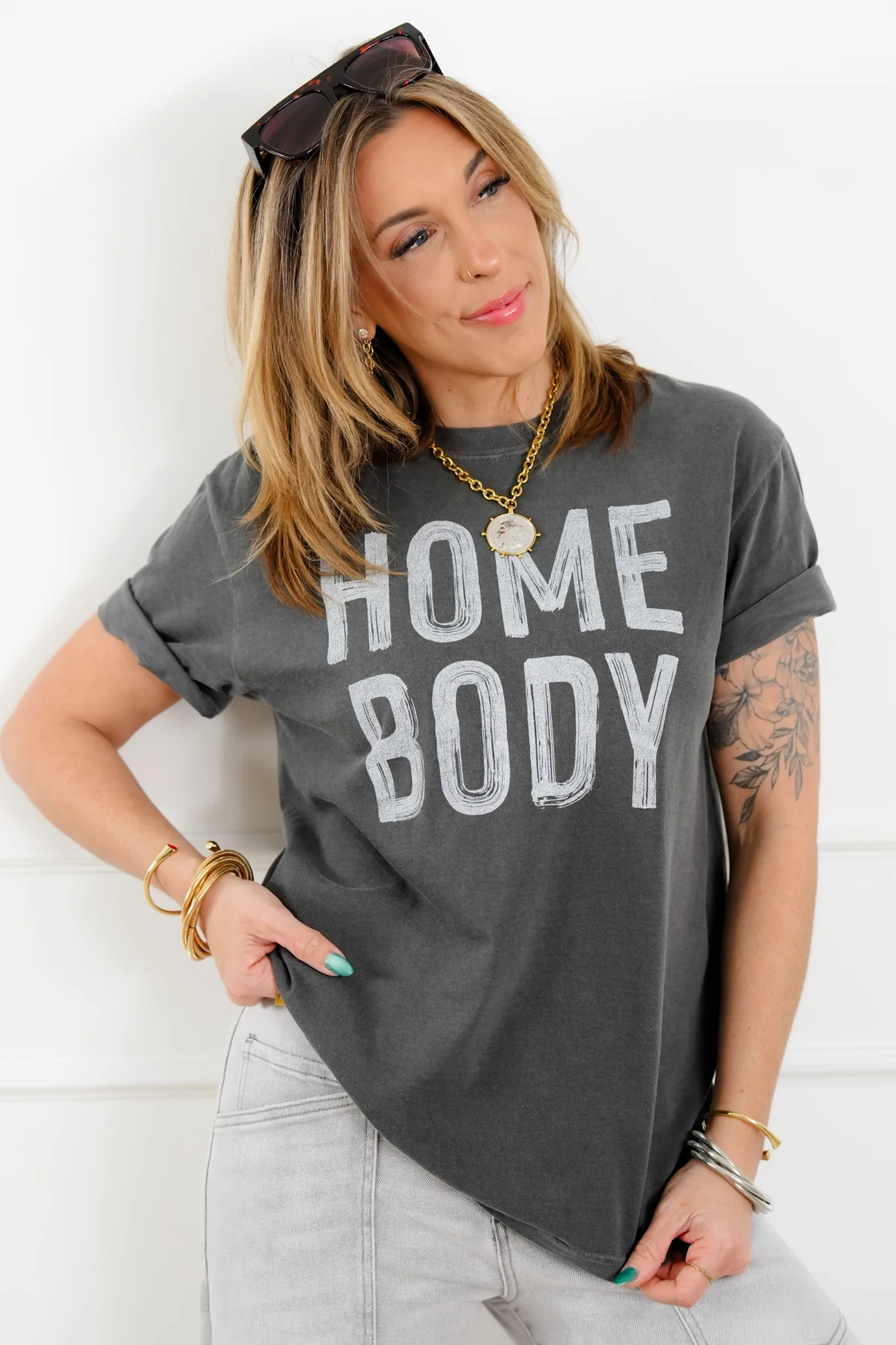 Plus/Reg Short Sleeve Washed Grey "Homebody" Graphic Tee - Image 5