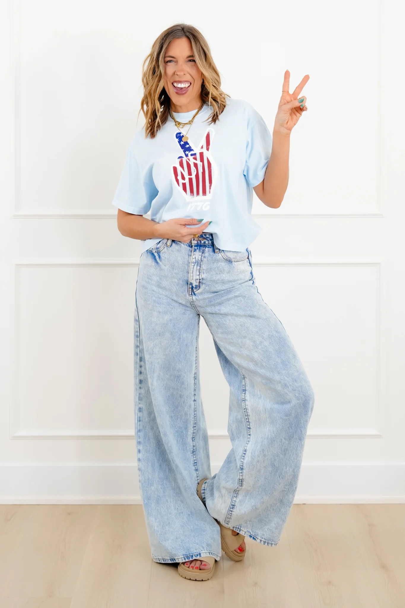 Plus/Reg Short Sleeve Patriotic Peace Graphic Tee - Image 4