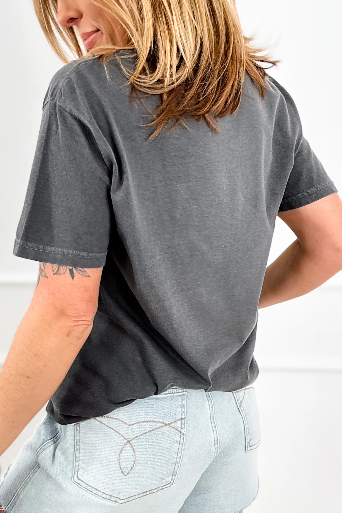 Plus/Reg Short Sleeve "Ringo" Graphic Tee - Image 4