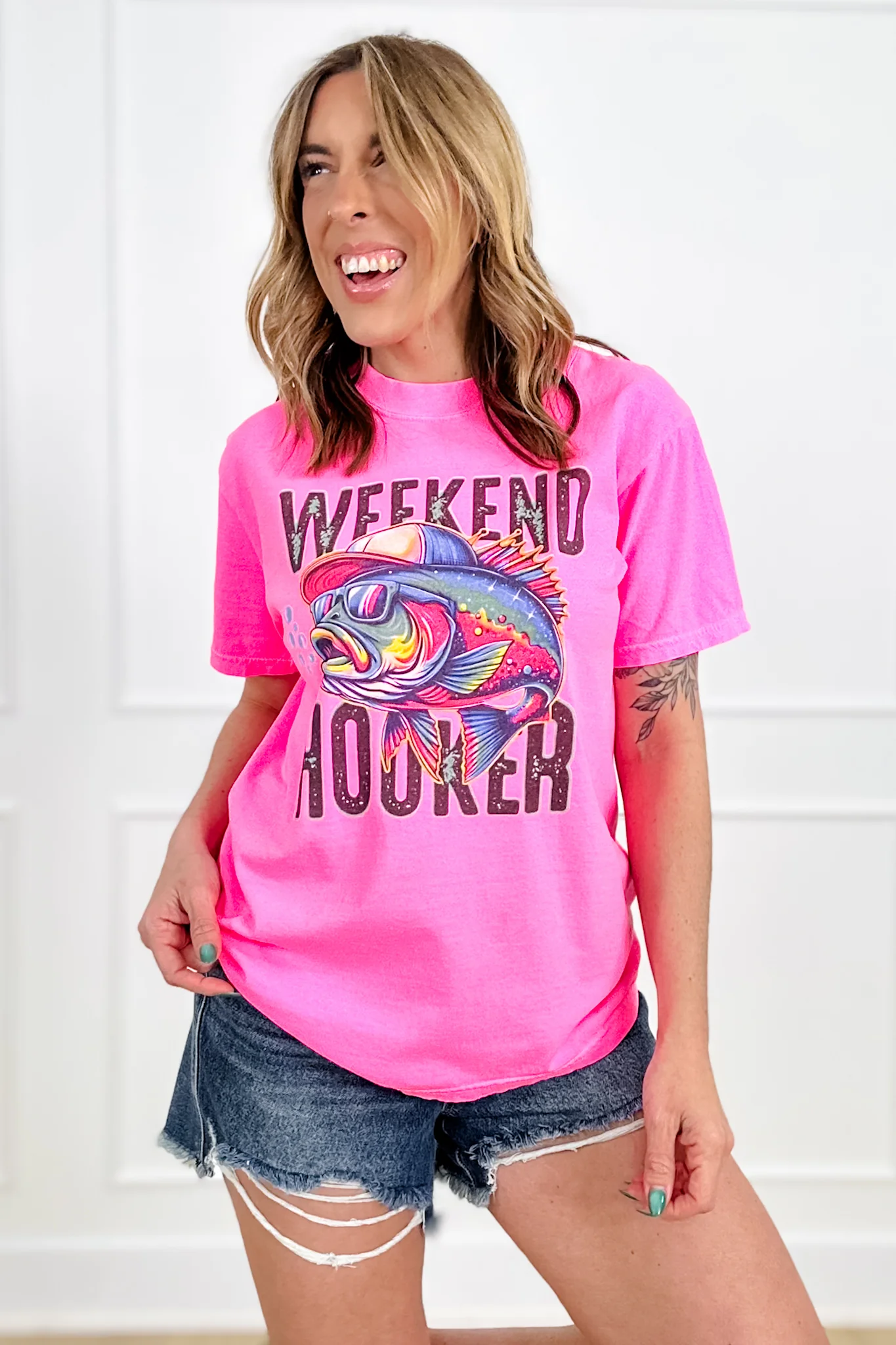 Plus/Reg Short Sleeve Bright Pink "Weekend Hooker" Graphic Tee - Image 4
