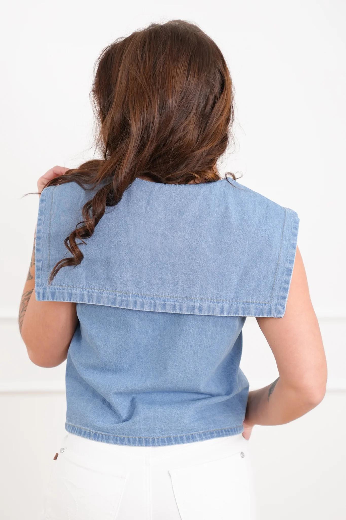 Plus/Reg Sleeveless Button Up Vest with Collar - Image 7
