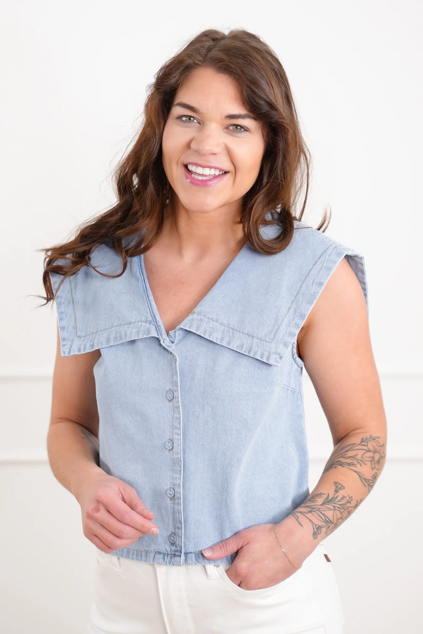 Plus/Reg Sleeveless Button Up Vest with Collar - Image 8