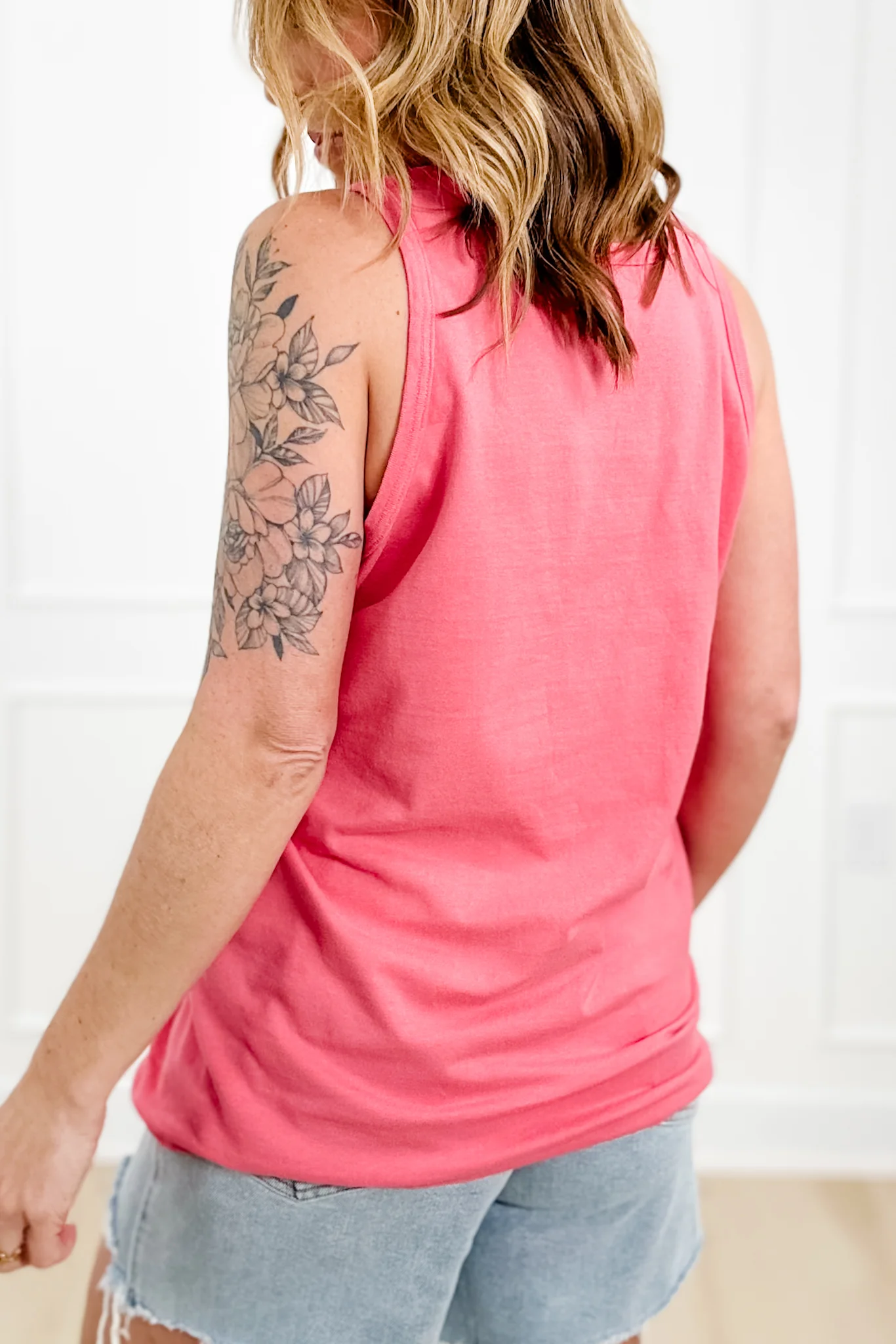 Plus/Reg "Sun Bum" Smiley Graphic Tank Top - Image 4