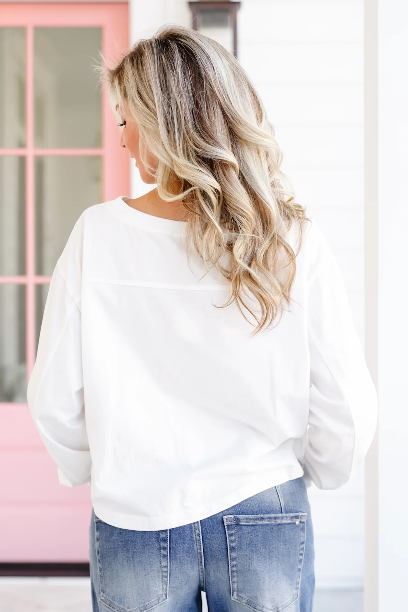 Plus/Reg White Long Sleeve Cropped Top - Image 4