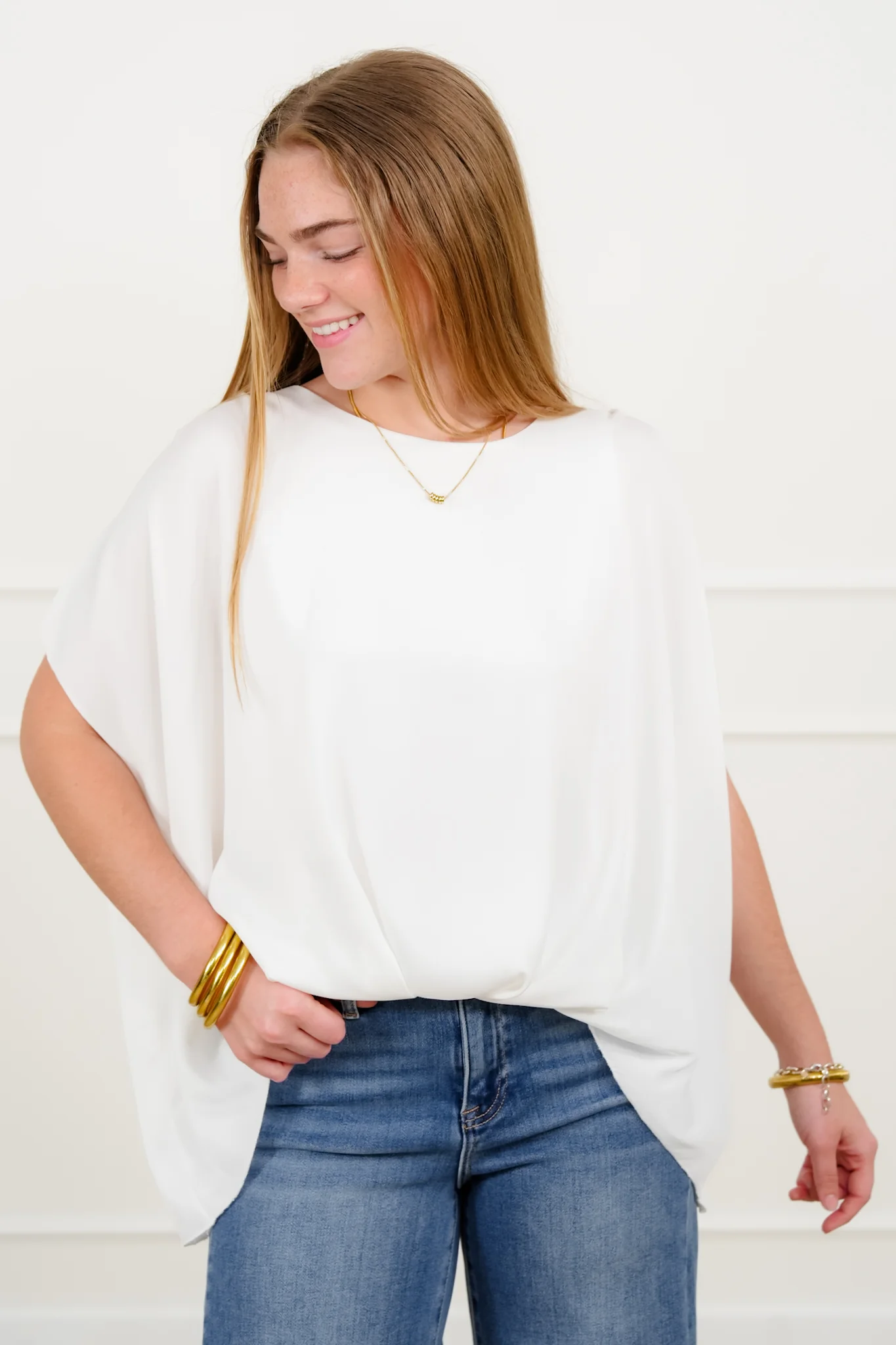 Plus/Reg White Short Sleeve Round Neck Top - Image 3