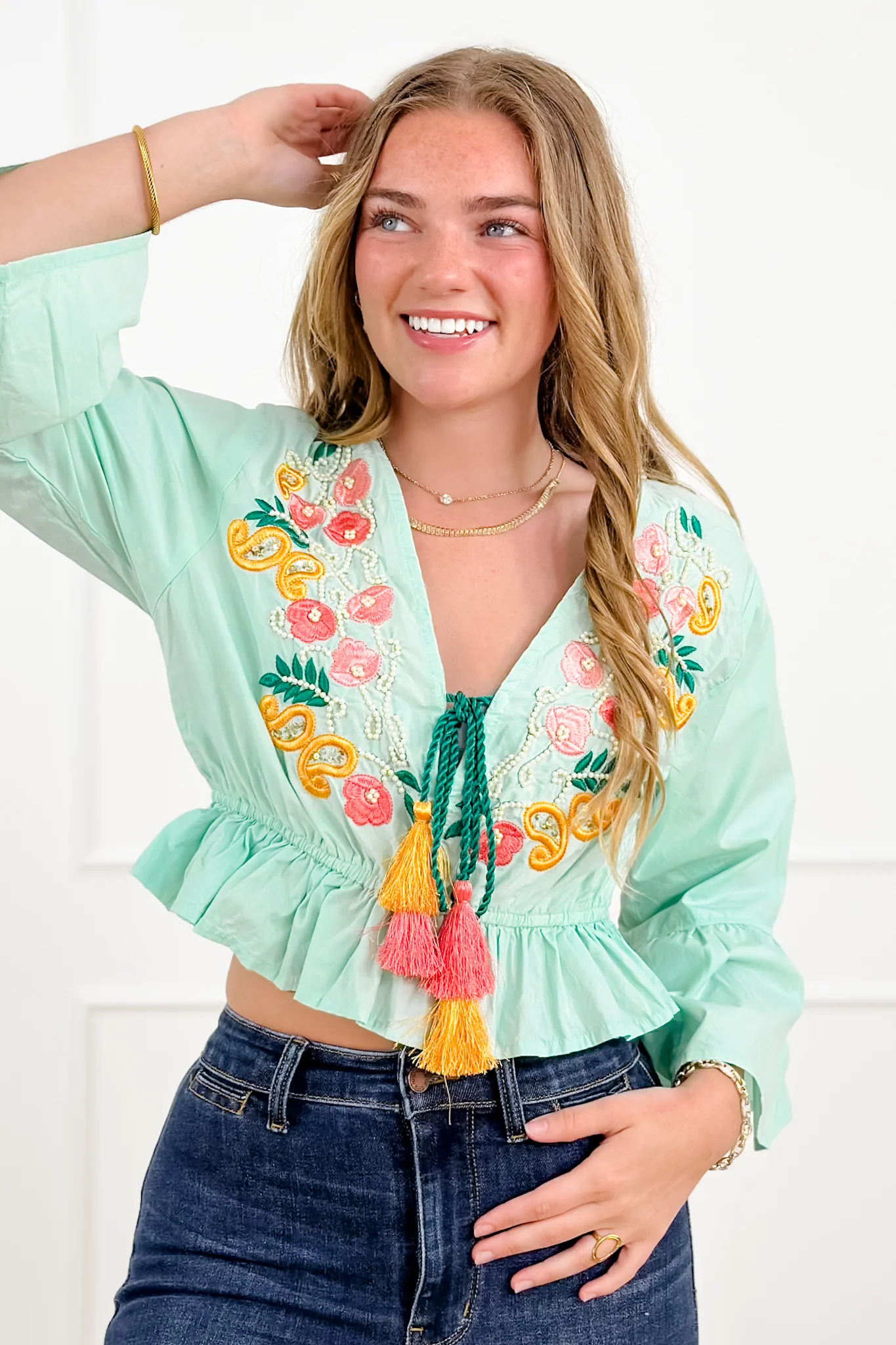 POL Embroidered V Neck Elastic Waist Top - Image 3