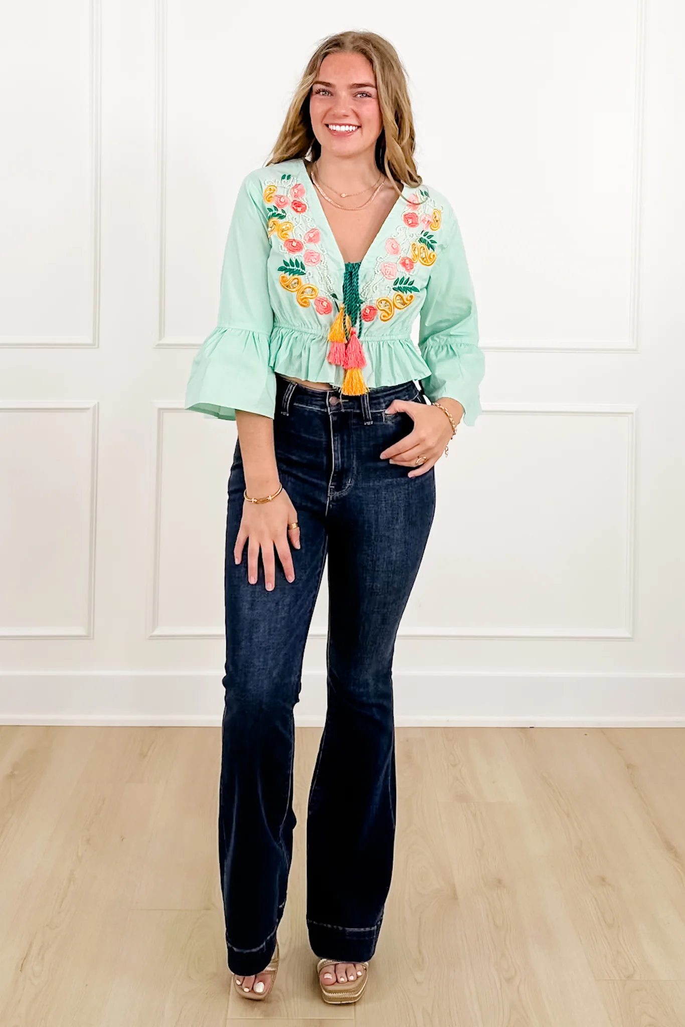 POL Embroidered V Neck Elastic Waist Top - Image 6