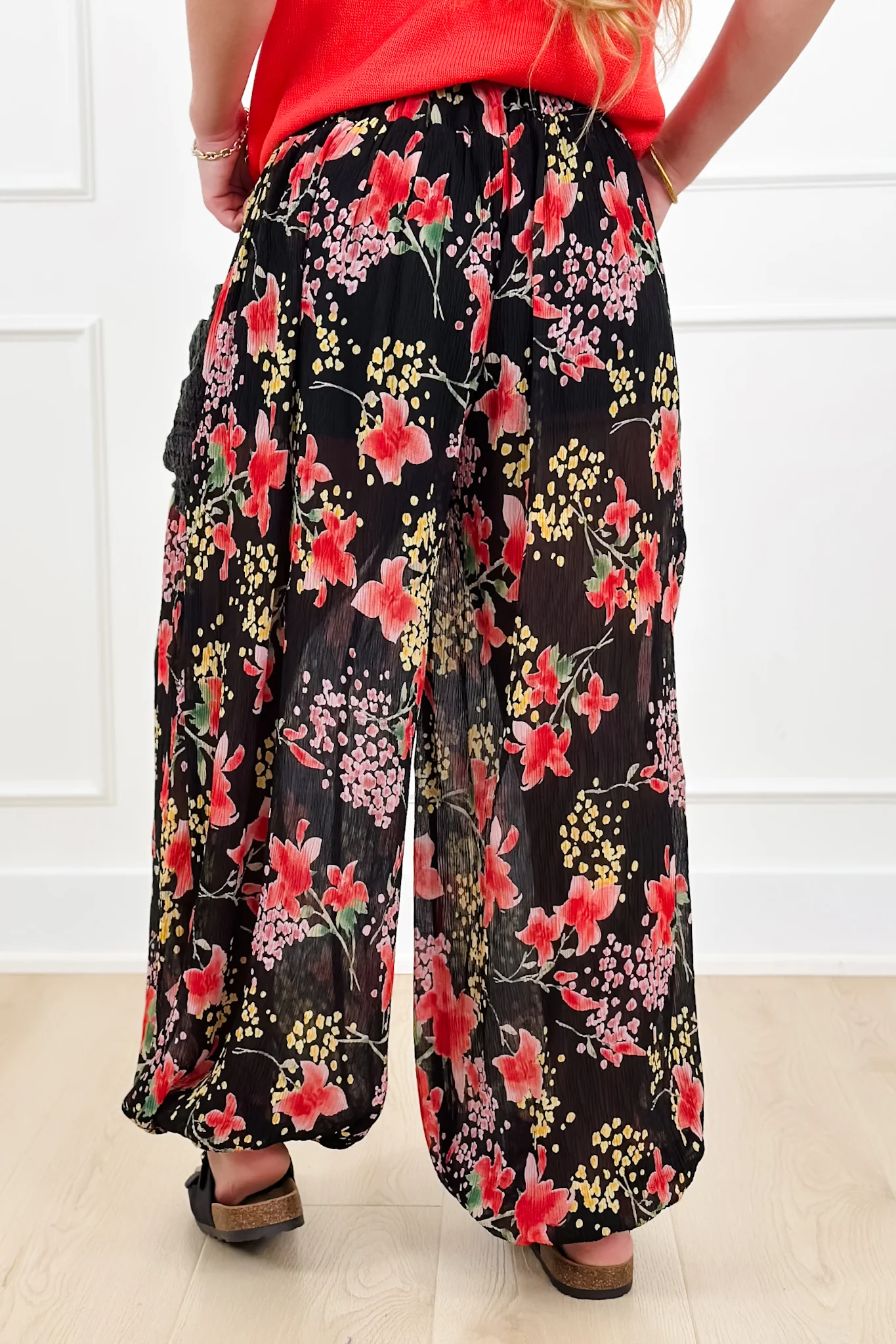 POL Floral Print Elastic Waist Crinkled Pants - Image 6