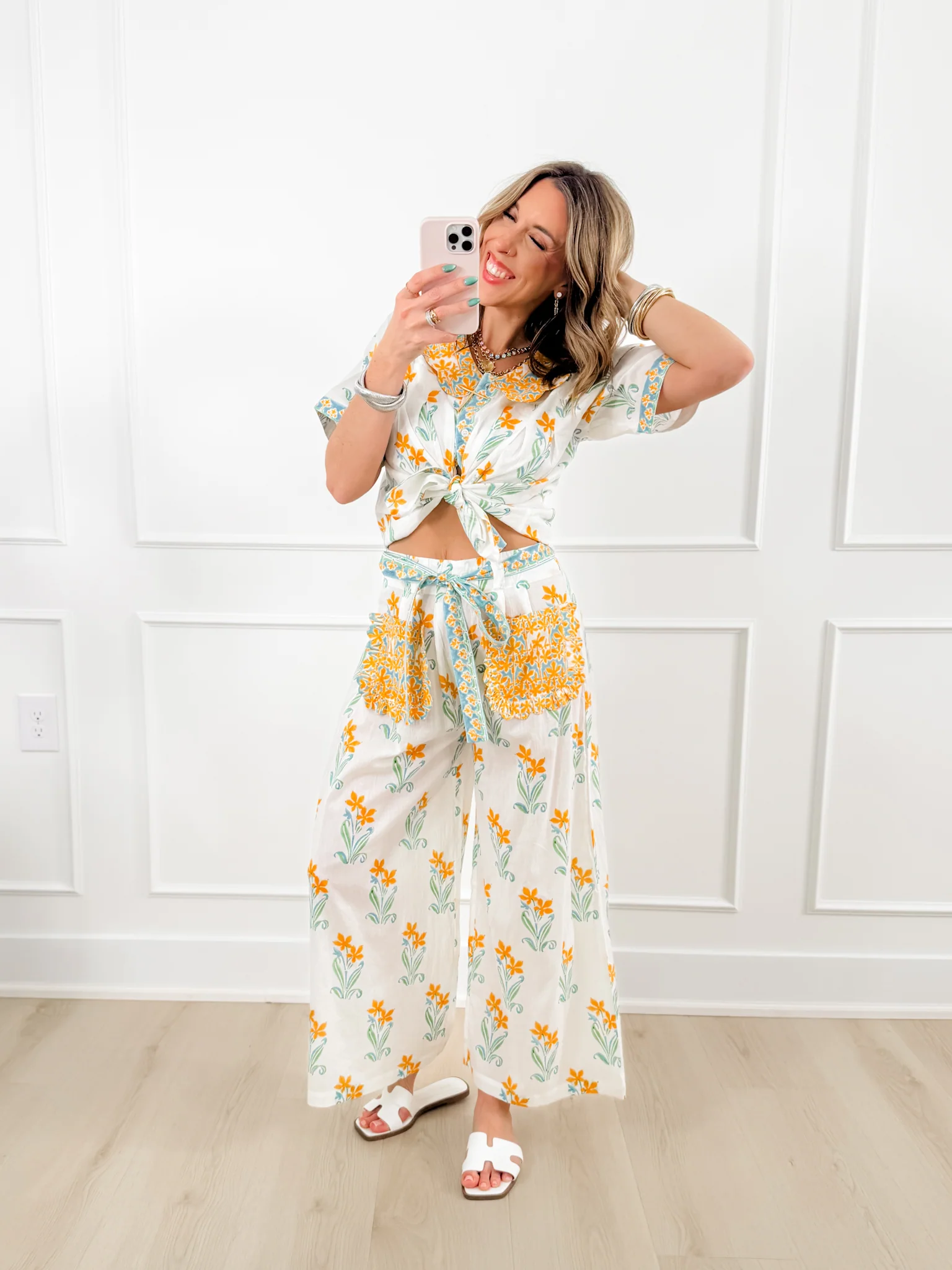 POL Floral Print Short Sleeve Button Up Blouse - Image 2