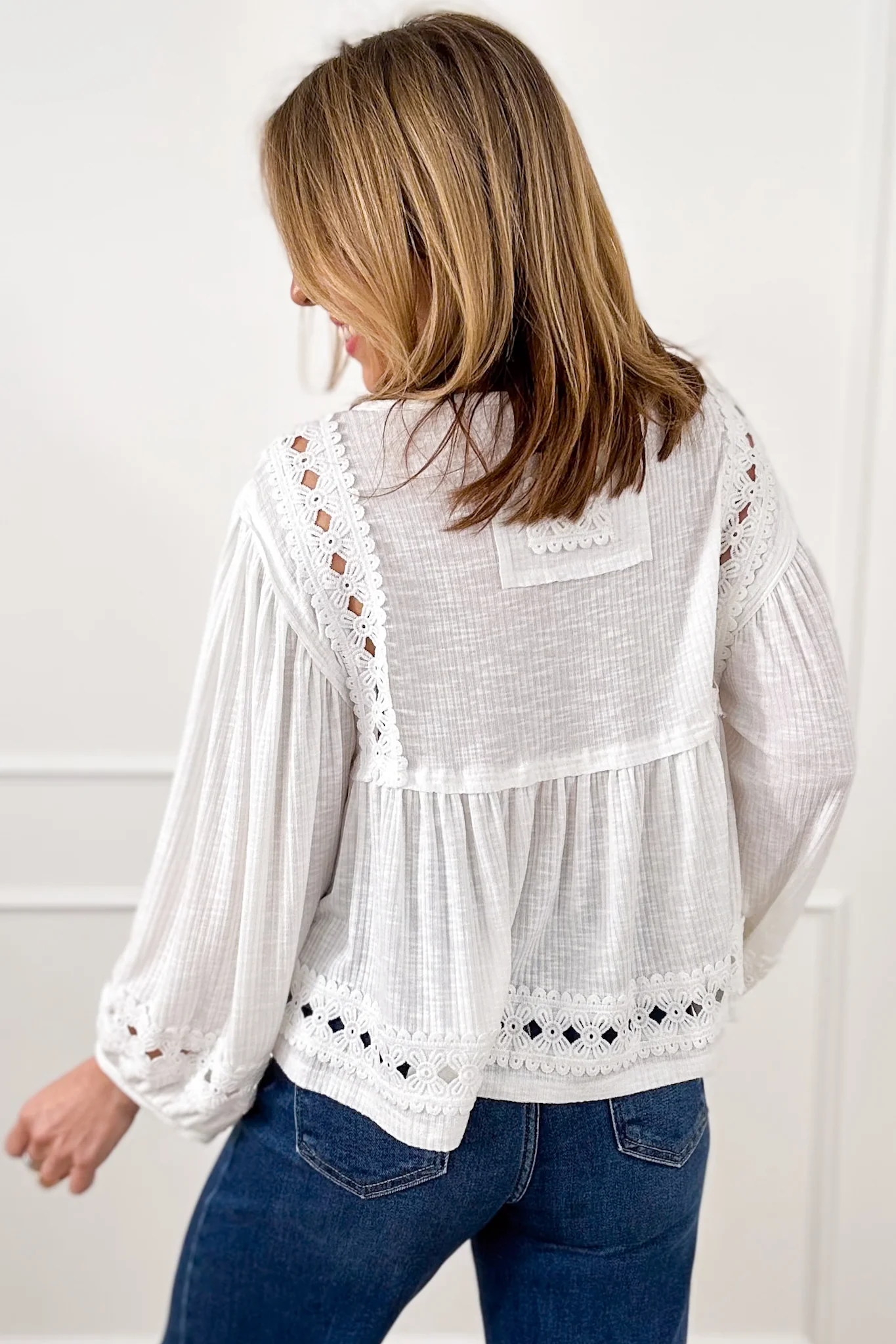 POL Solid Ribbed Long Sleeve V Neck Top - Image 4