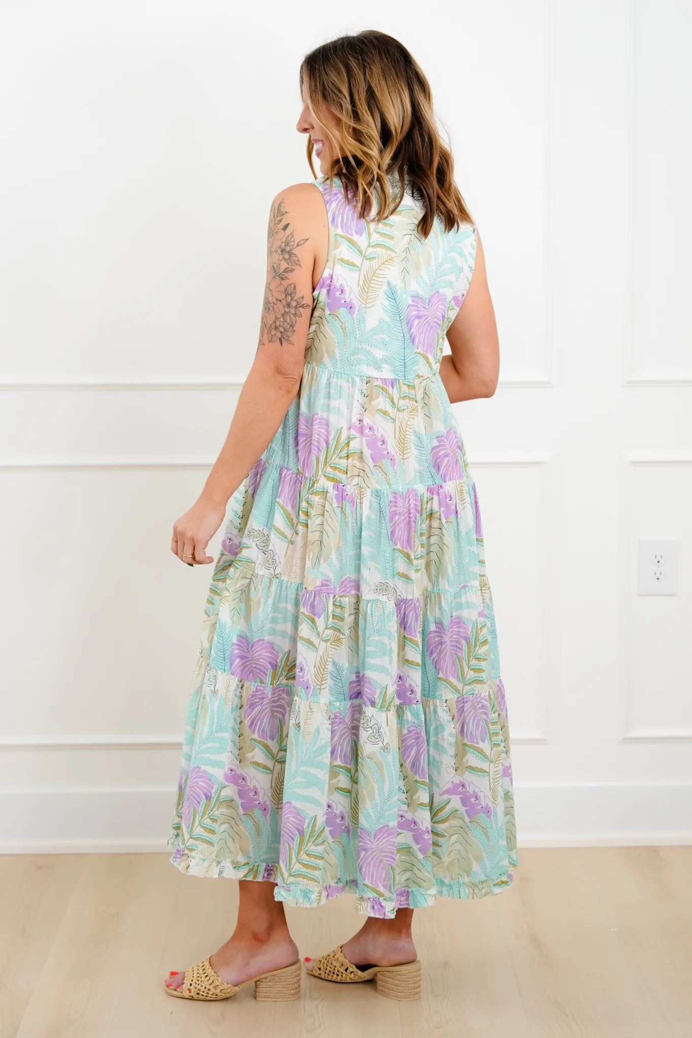 POL Tropical Print Sleeveless Button Up Tiered Dress - Image 4
