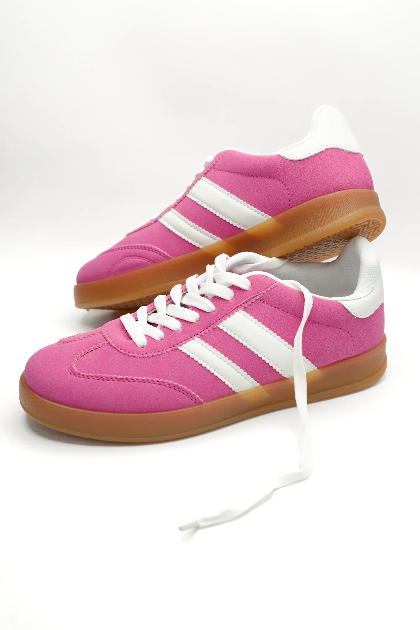 Retro Inspired Pink Soft Suede Sneaker - Image 5