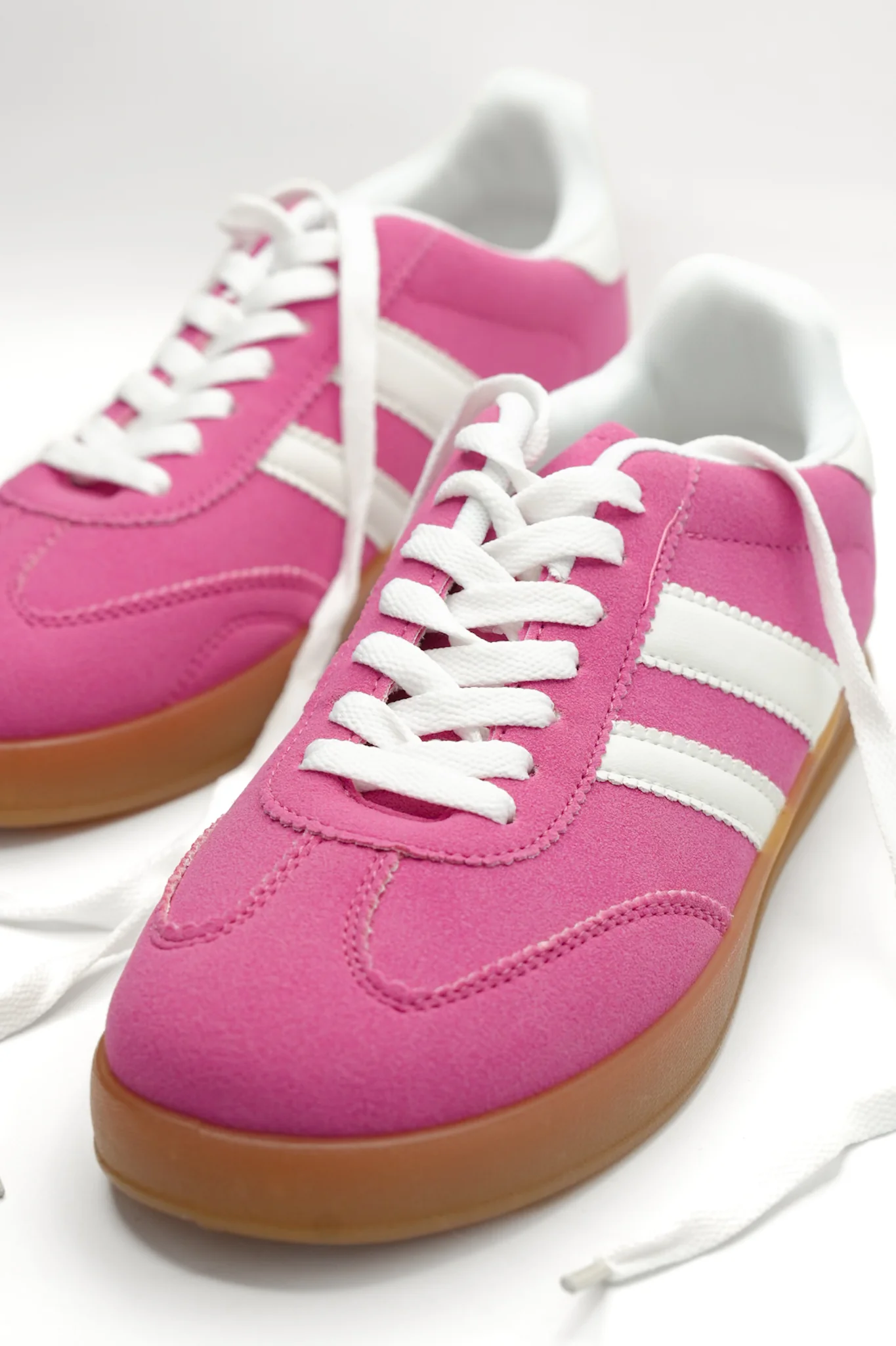Retro Inspired Pink Soft Suede Sneaker - Image 6