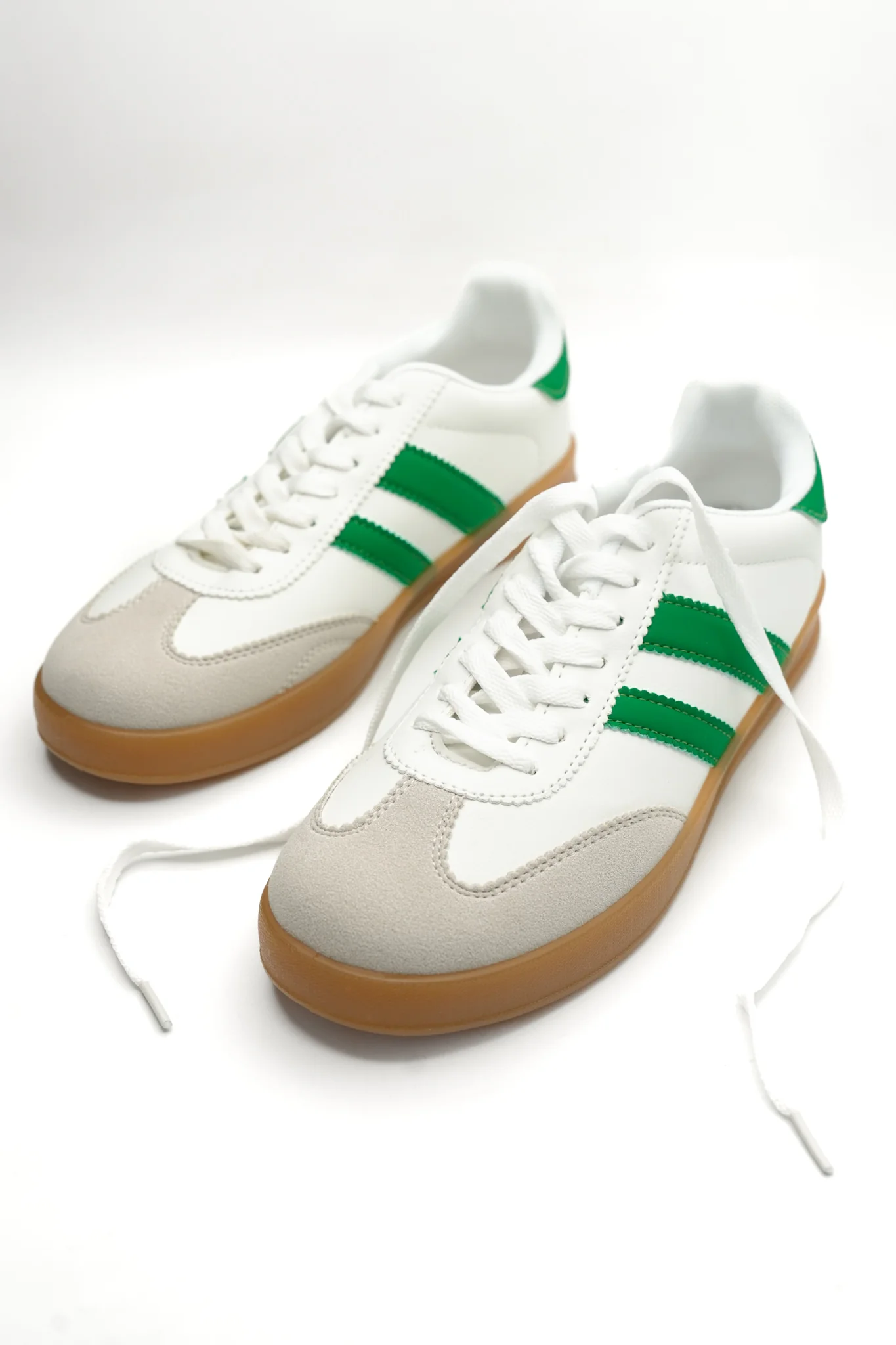 Retro Stripe Lace Up Gum Sole Sneakers - Image 2