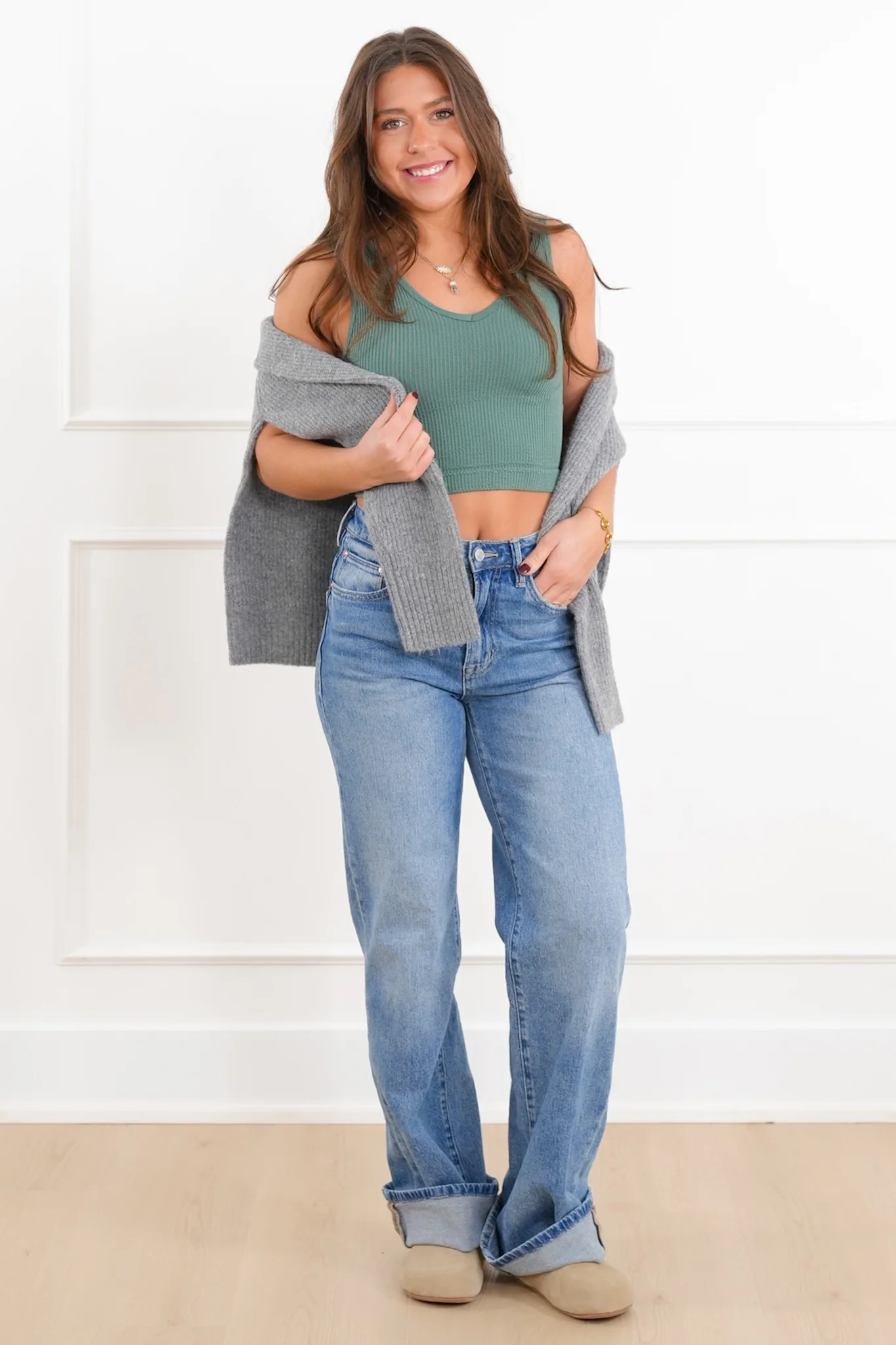 Ribbed Knit Reversible U/V Neck Cropped Tank Top - Image 11