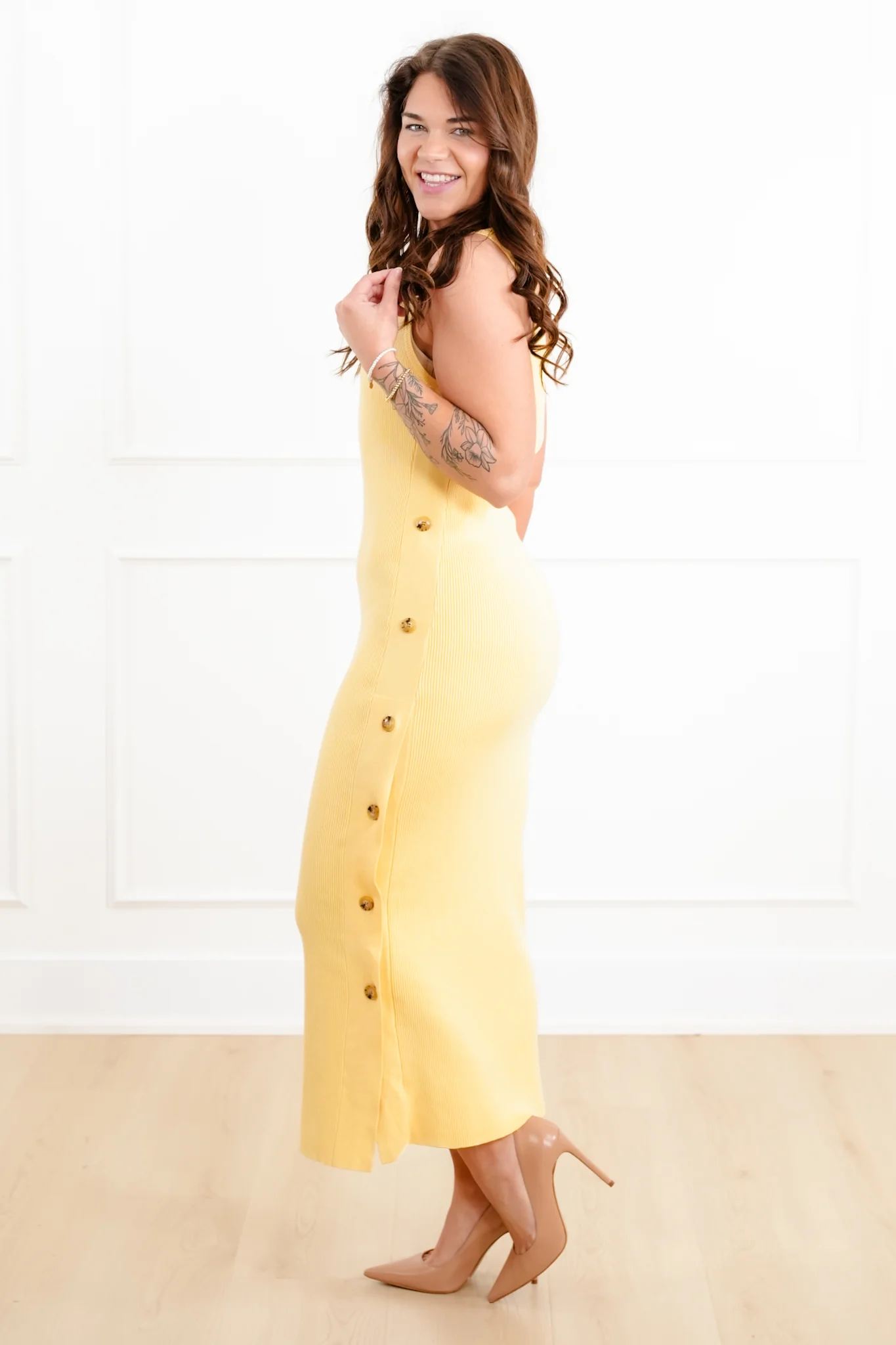 Ribbed Sleeveless Midi Sweater Dress with Button Accent - Image 6