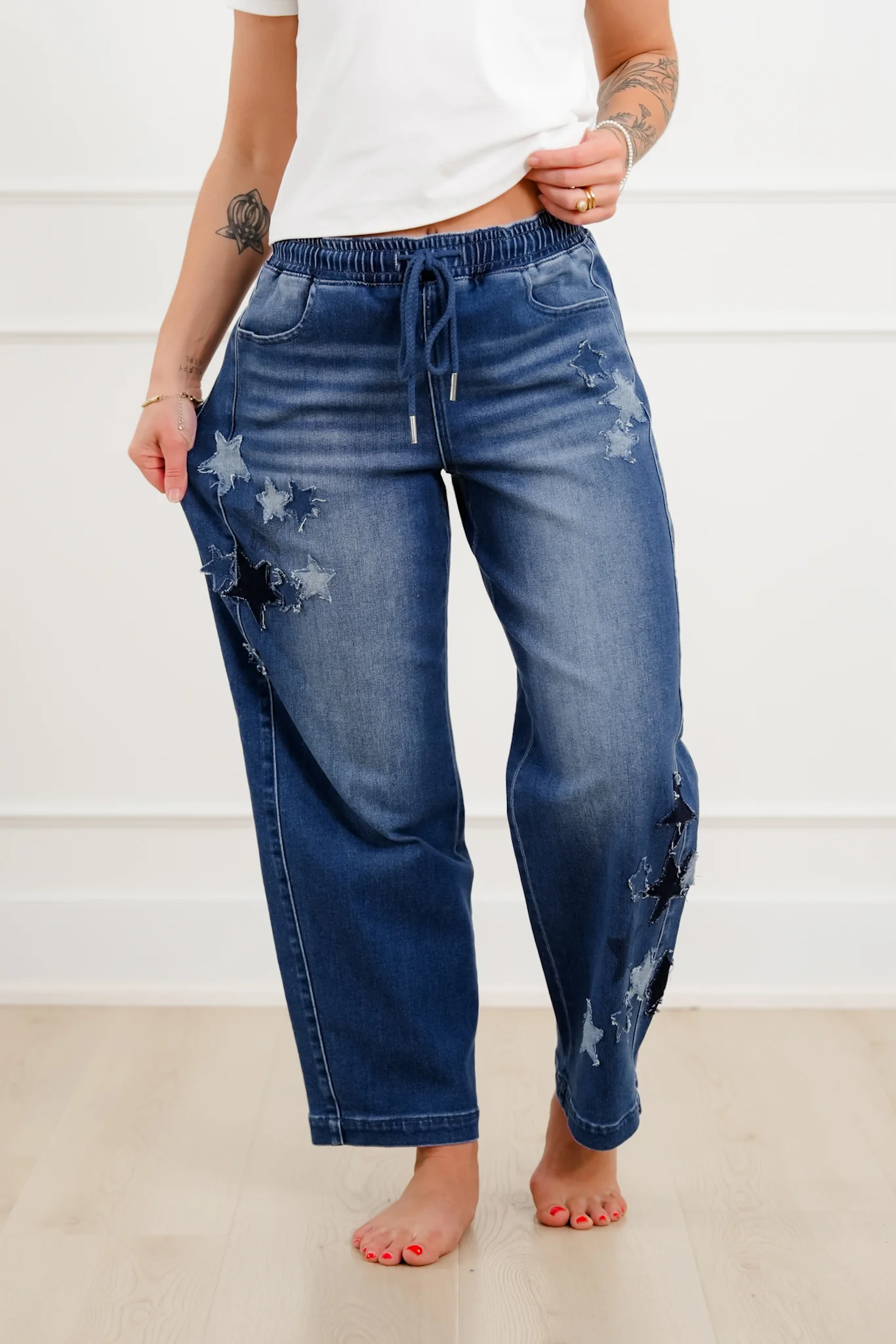 Risen Dark Wash Elastic Waistband Slouchy Barrel Star Patch Jeans - Image 5
