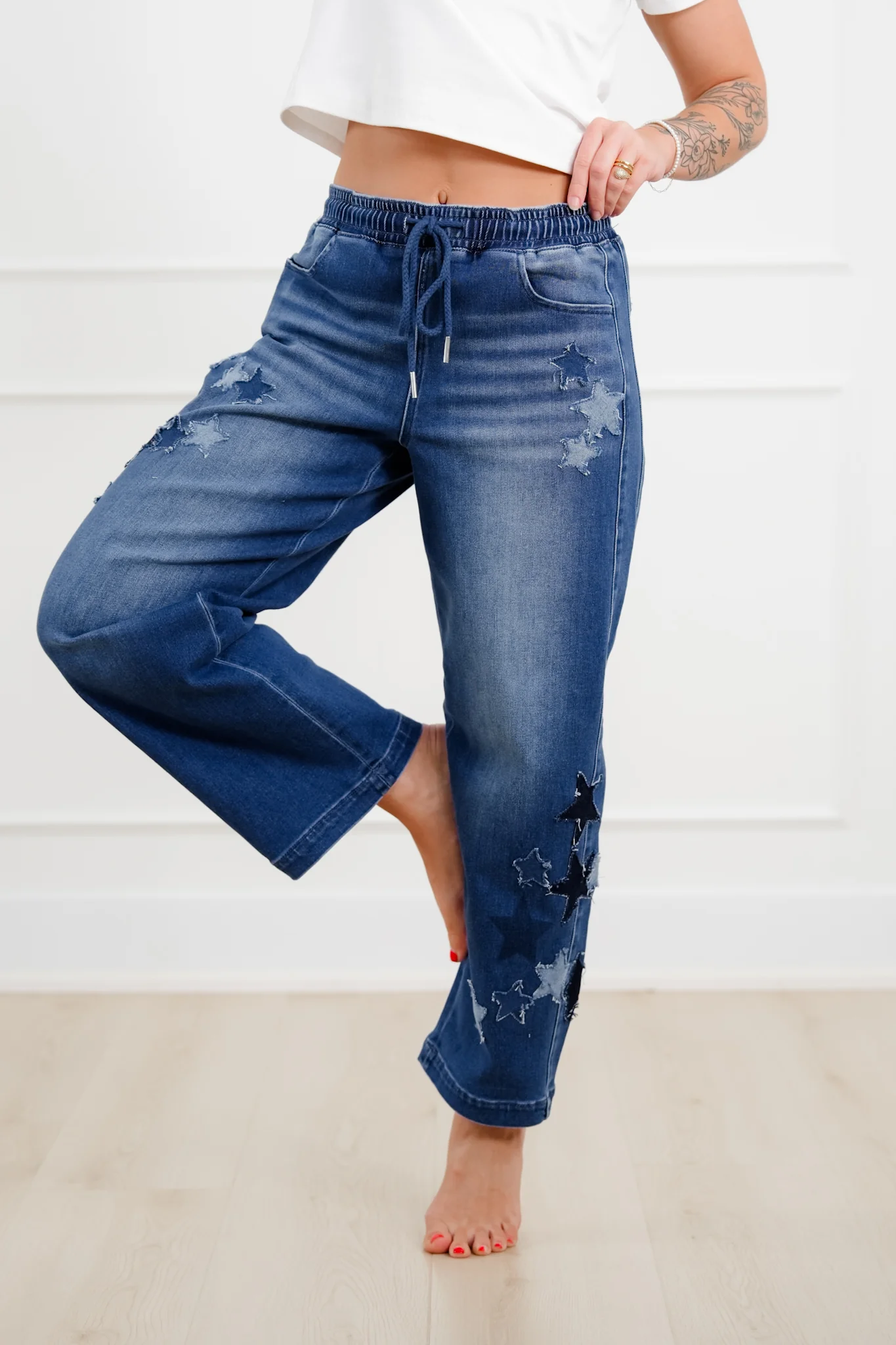 Risen Dark Wash Elastic Waistband Slouchy Barrel Star Patch Jeans - Image 9