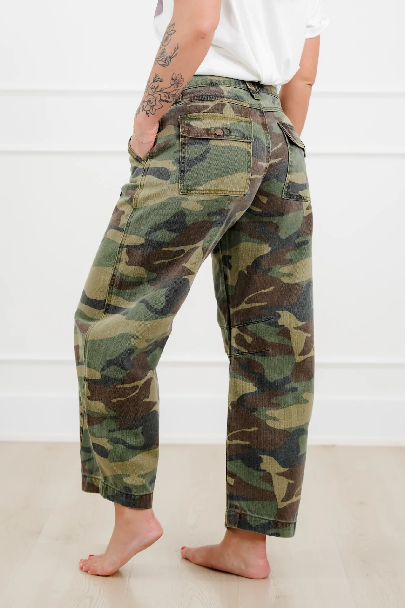Risen Mid Rise Camo Ankle Barrel Pants - Image 2