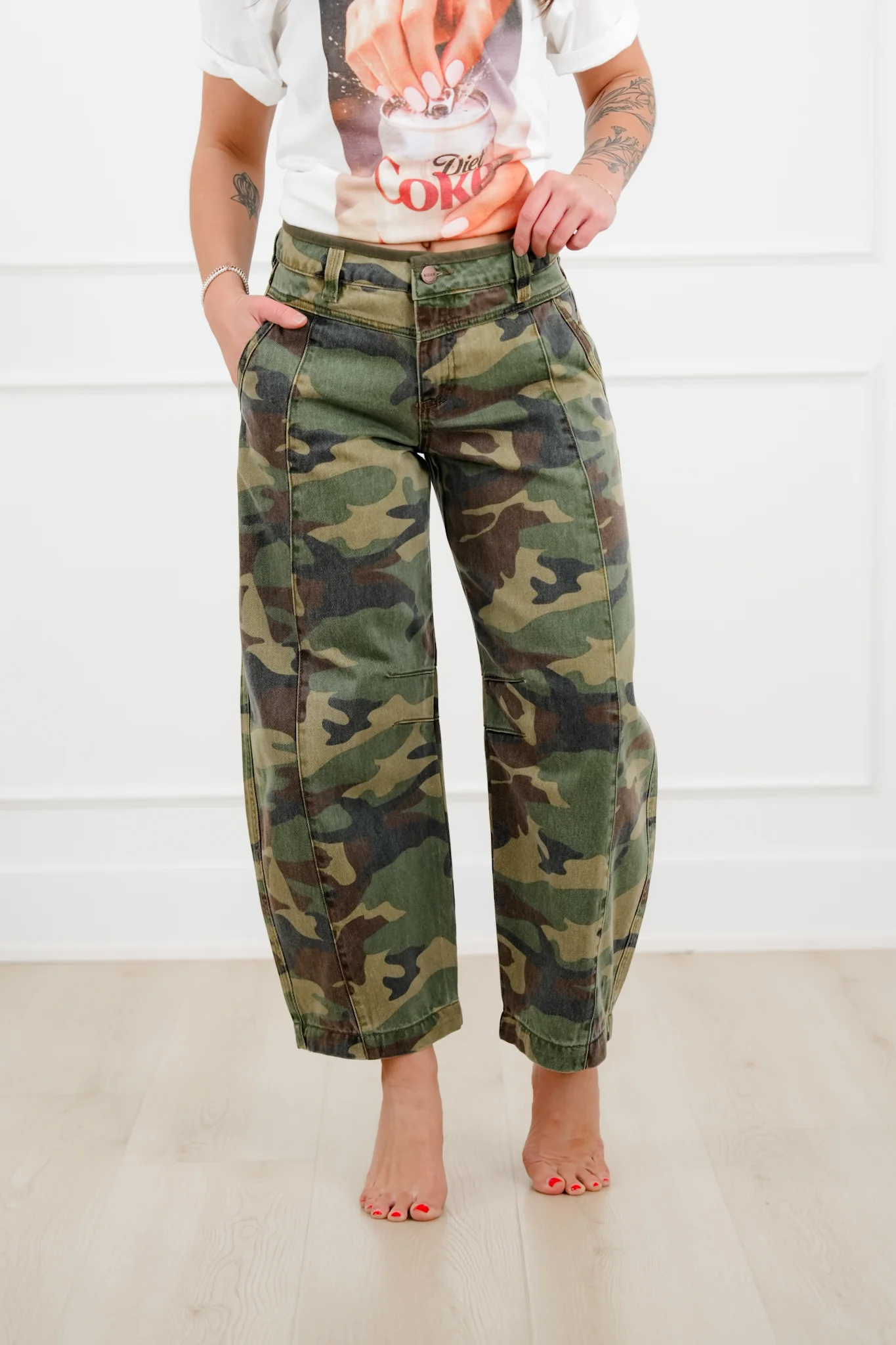 Risen Mid Rise Camo Ankle Barrel Pants - Image 5