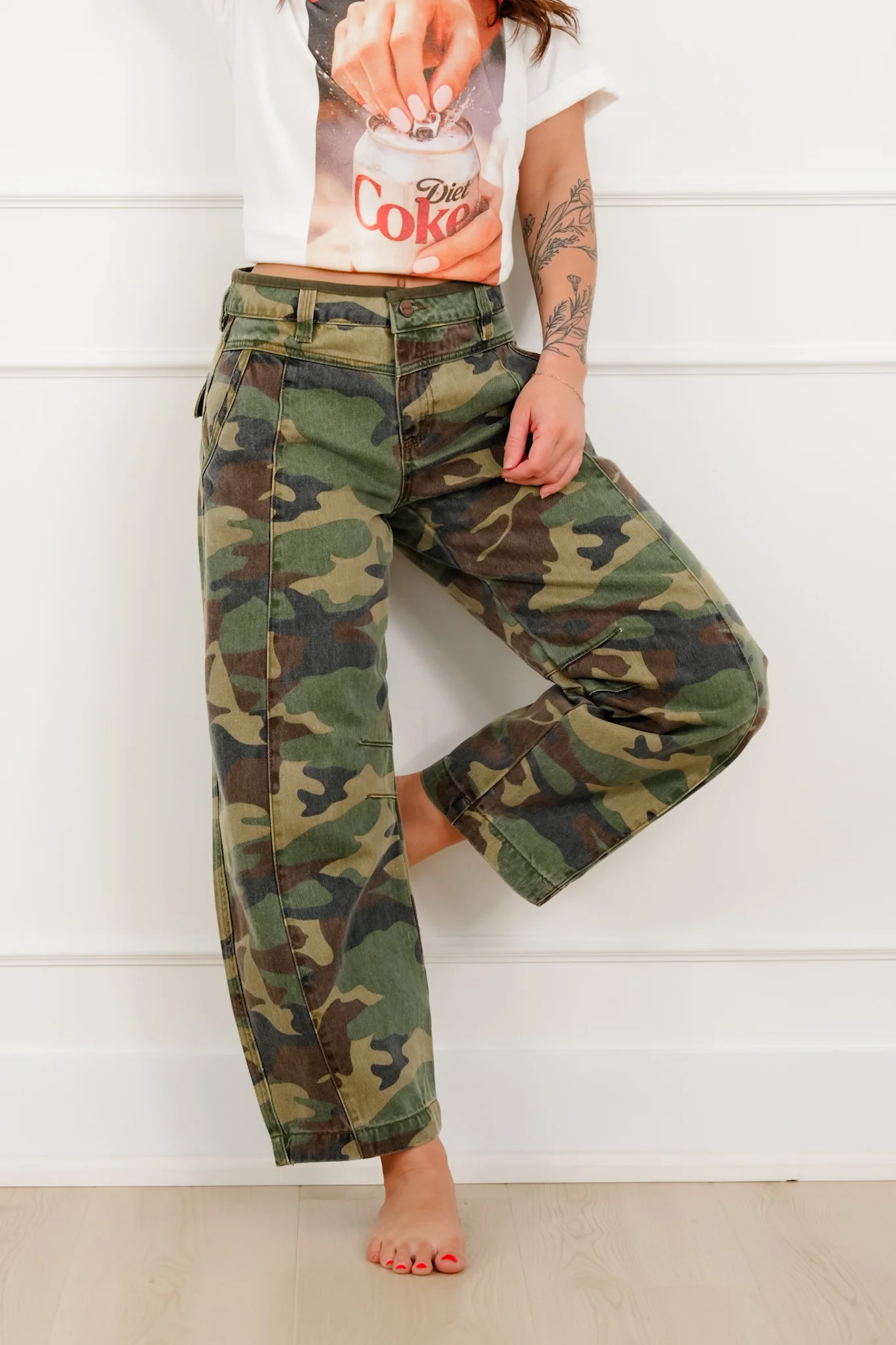 Risen Mid Rise Camo Ankle Barrel Pants - Image 7