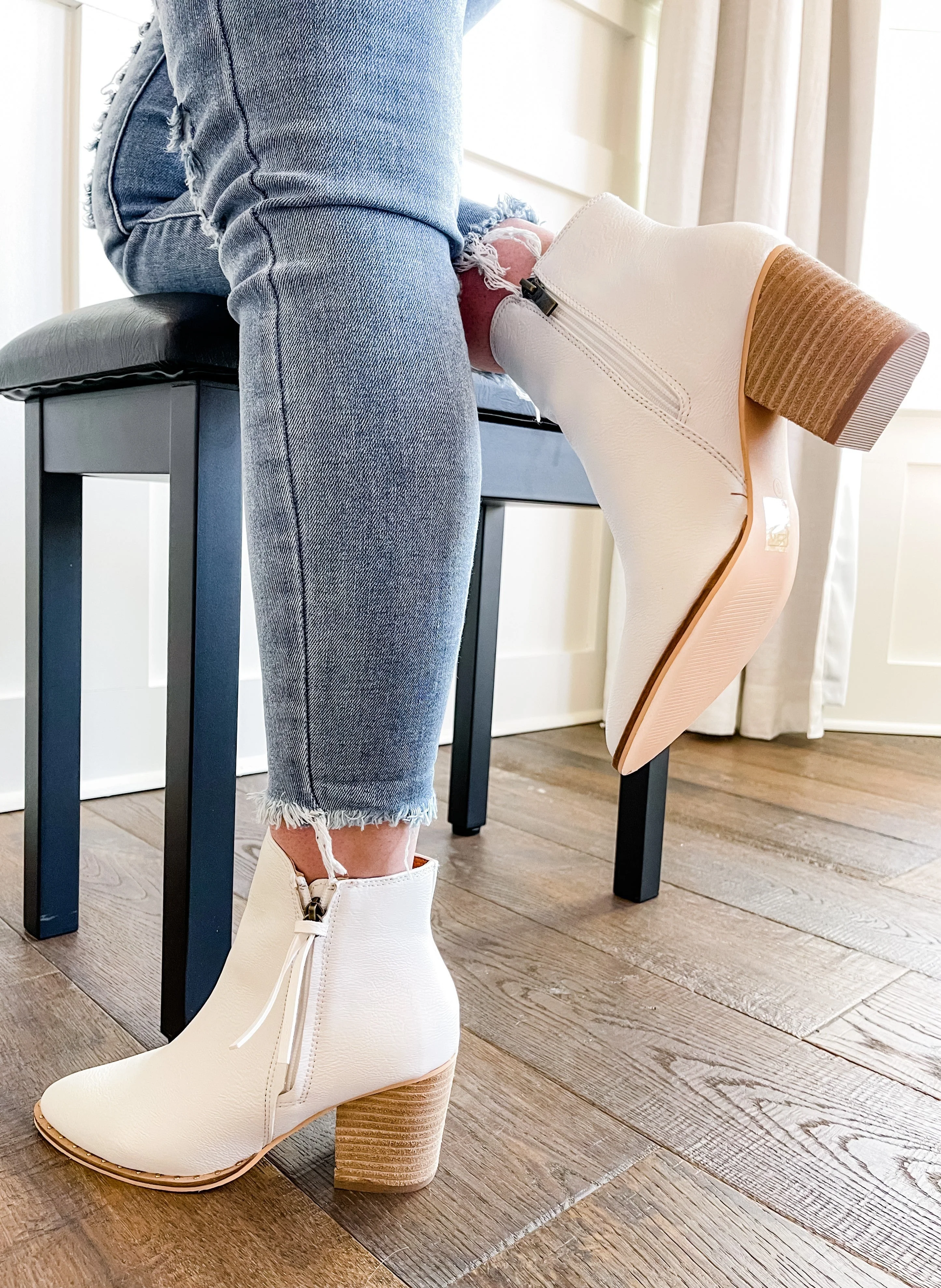 Rivet Studded Tassel Detail White Casual Heeled Bootie - Image 5