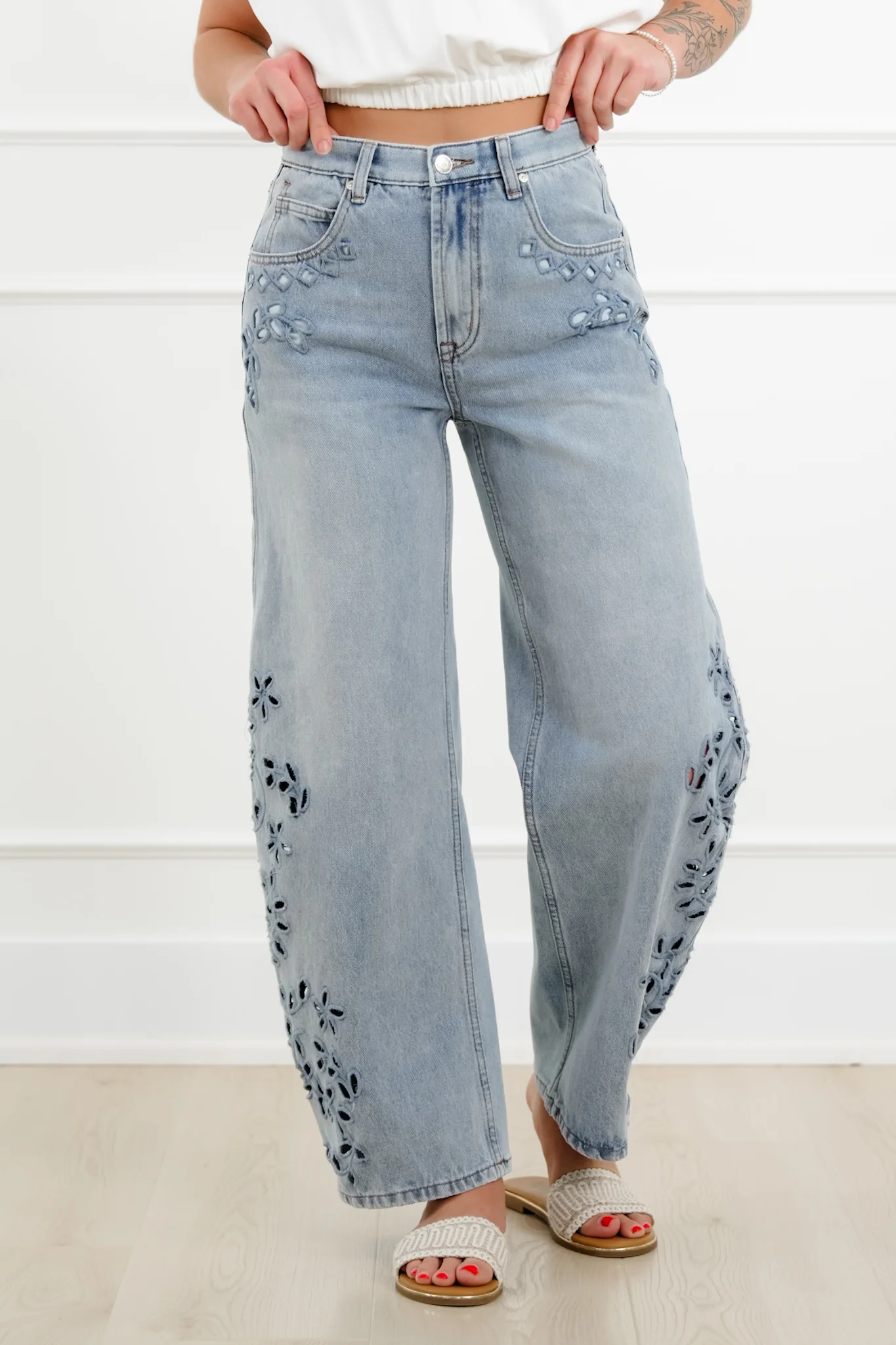 Saige High Rise Light Wash Tummy Control Barrel Jeans with Embroidery - Image 5