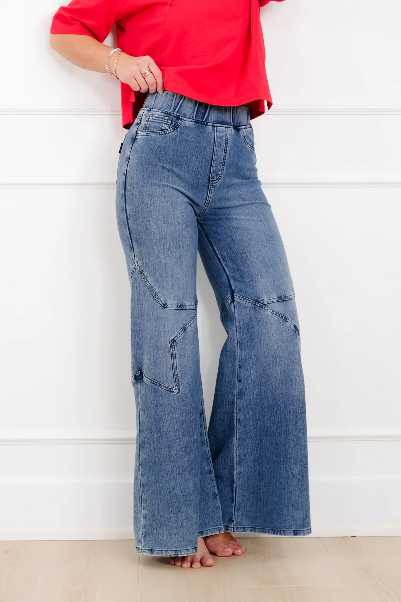 Plus/Reg Saige High Rise Medium Wash Pull On Star Wide Leg Knit Jeans - Image 4