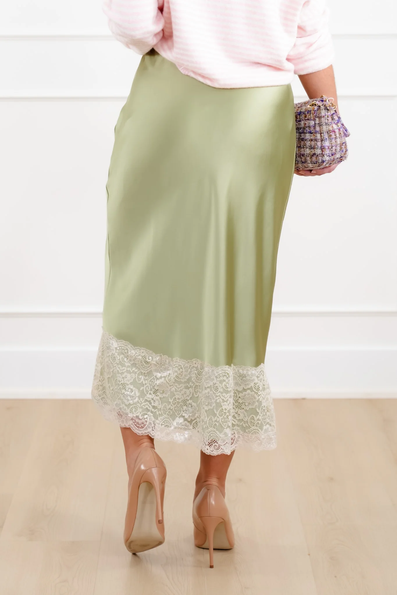Satin Elastic Waist Midi Skirt with Lace Trim - Image 8