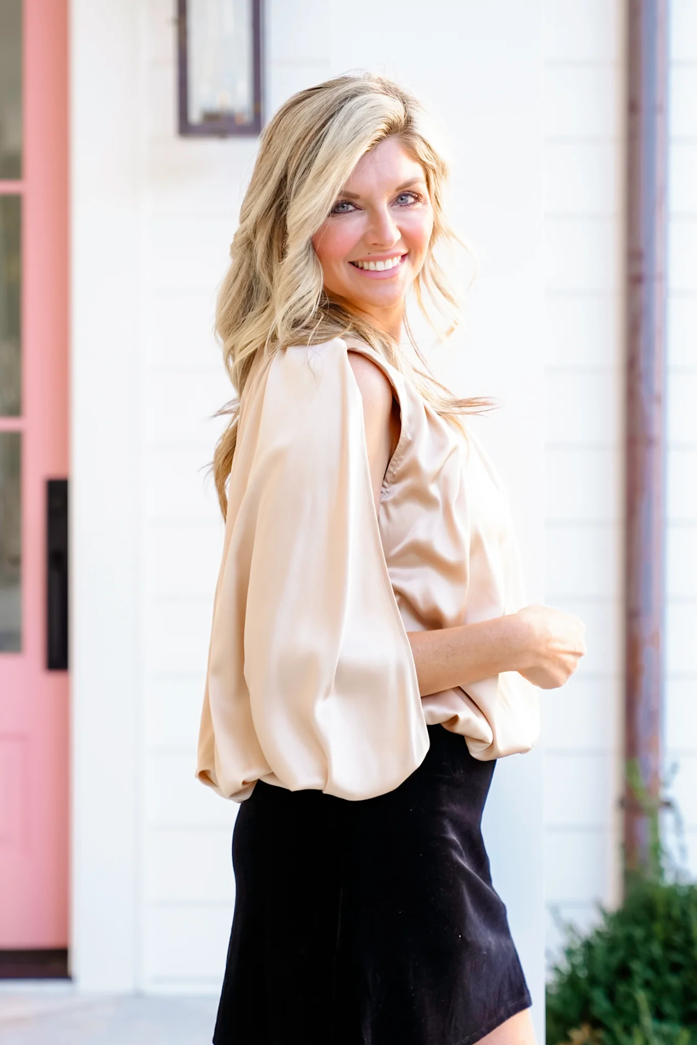 Satin Sleeveless Bubble Hem Blouse - Image 7