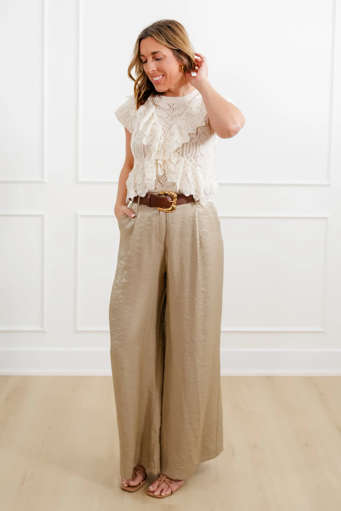 Short Sleeve Knit Top with Lace Trim - Image 3