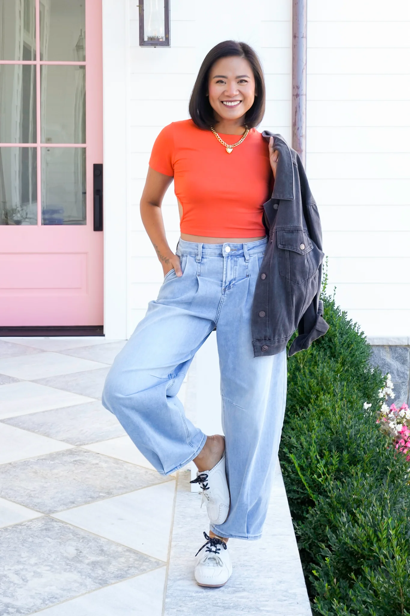 Short Sleeve Open Back Crop Top - Image 4