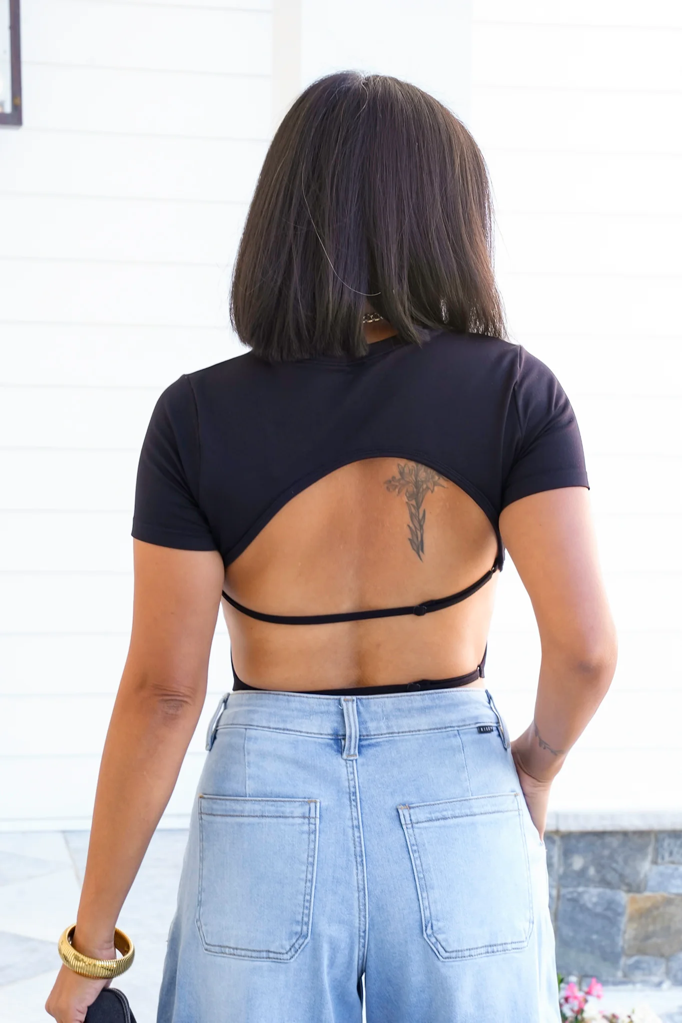 Short Sleeve Open Back Crop Top - Image 6