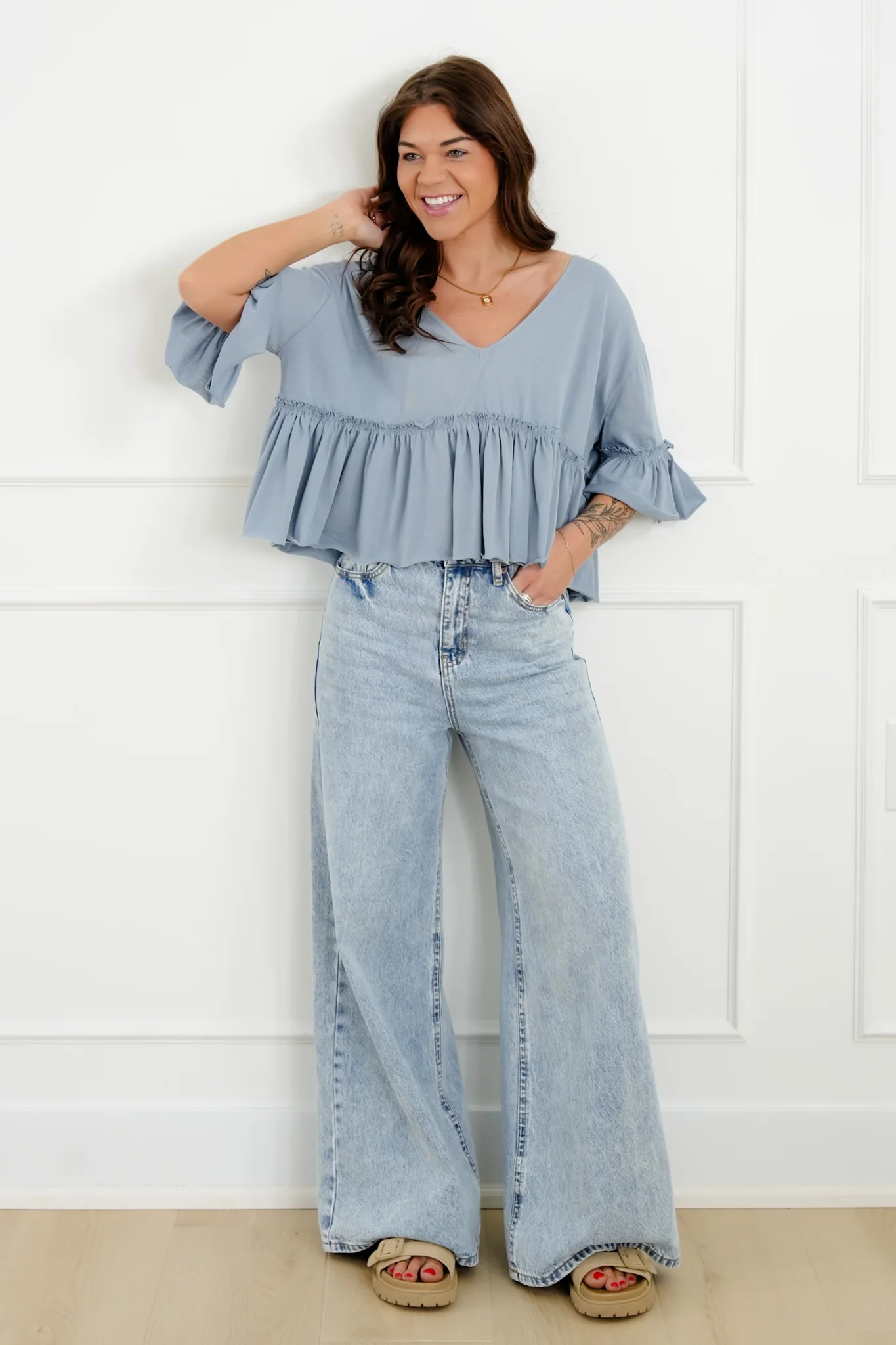 Short Sleeve V Neck Ruffle Crop Top - Image 6