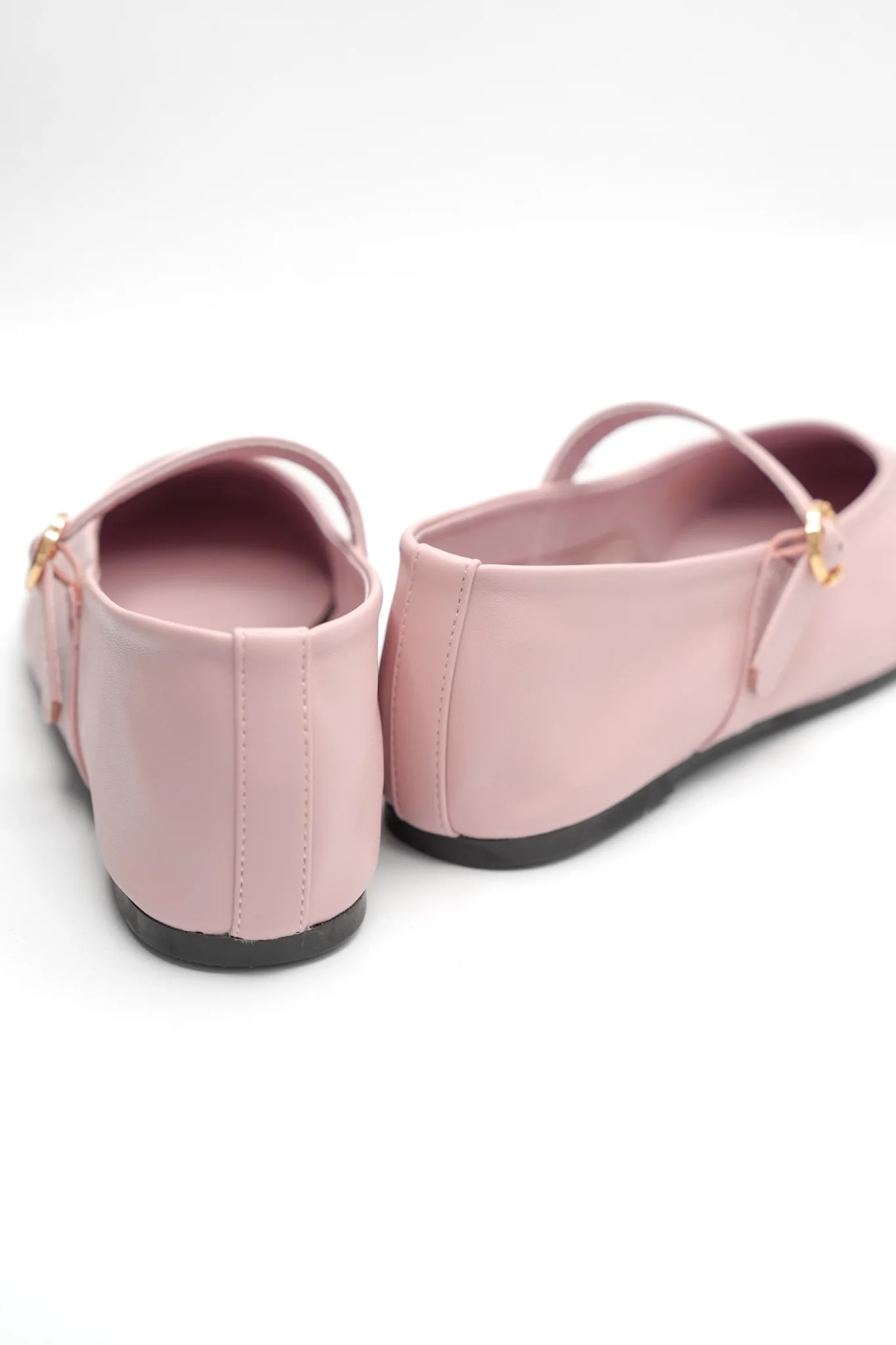 Shu Shop Chic Pointed Ballet Flat - Image 4