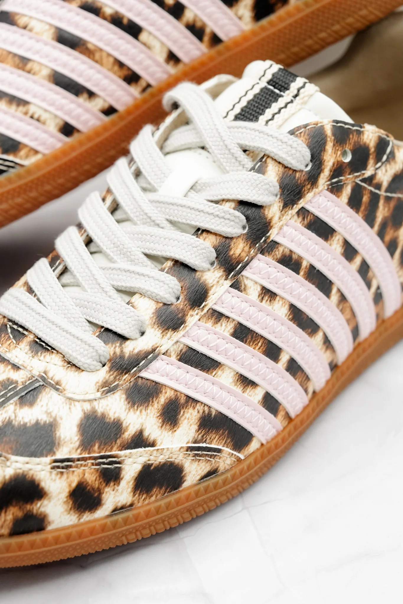 Shu Shop Leopard Print Sneaker with Contrasting Blush Stripes - Image 4