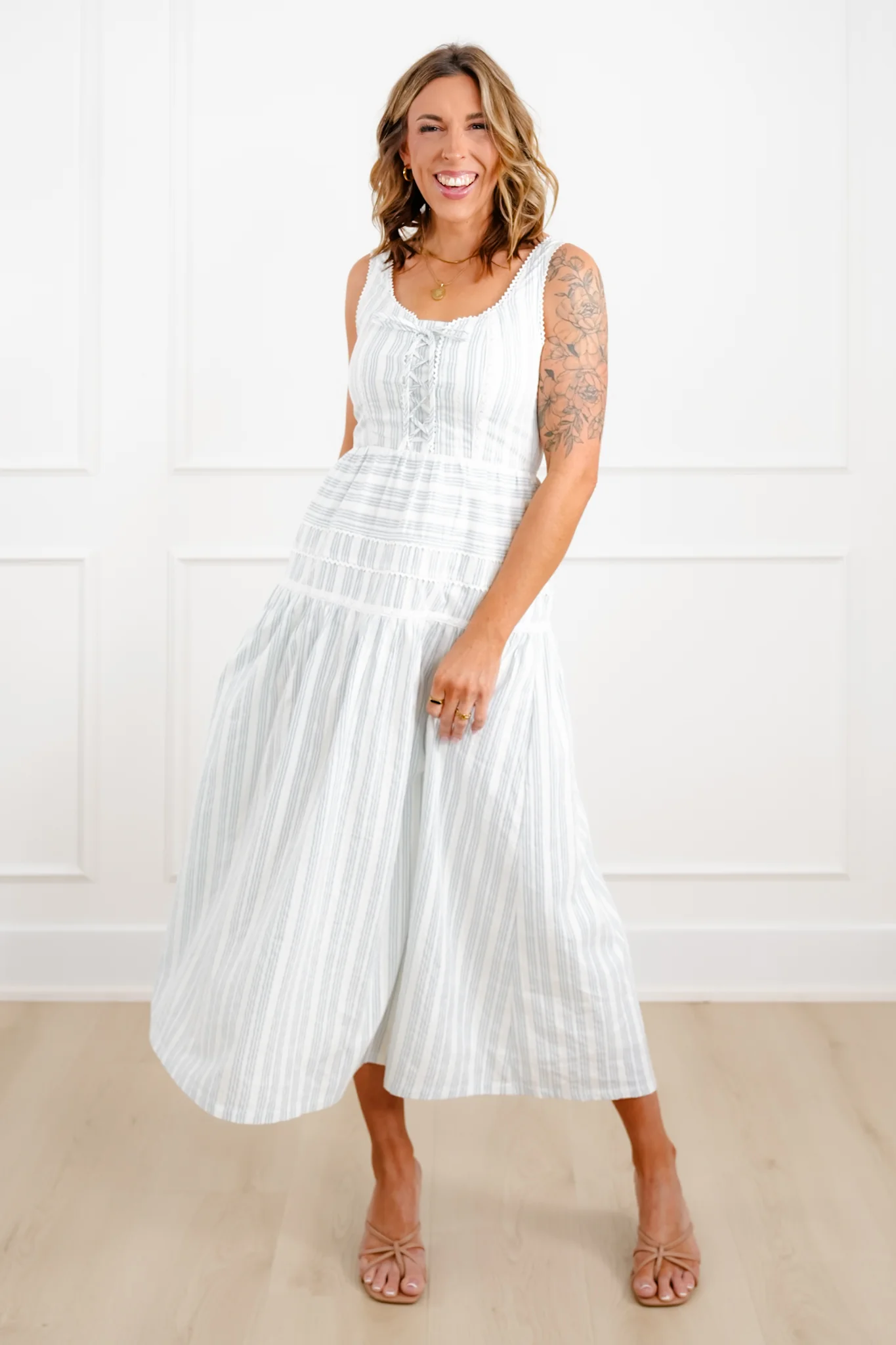 Sleeveless Striped Maxi Dress with Lace Trim - Image 6