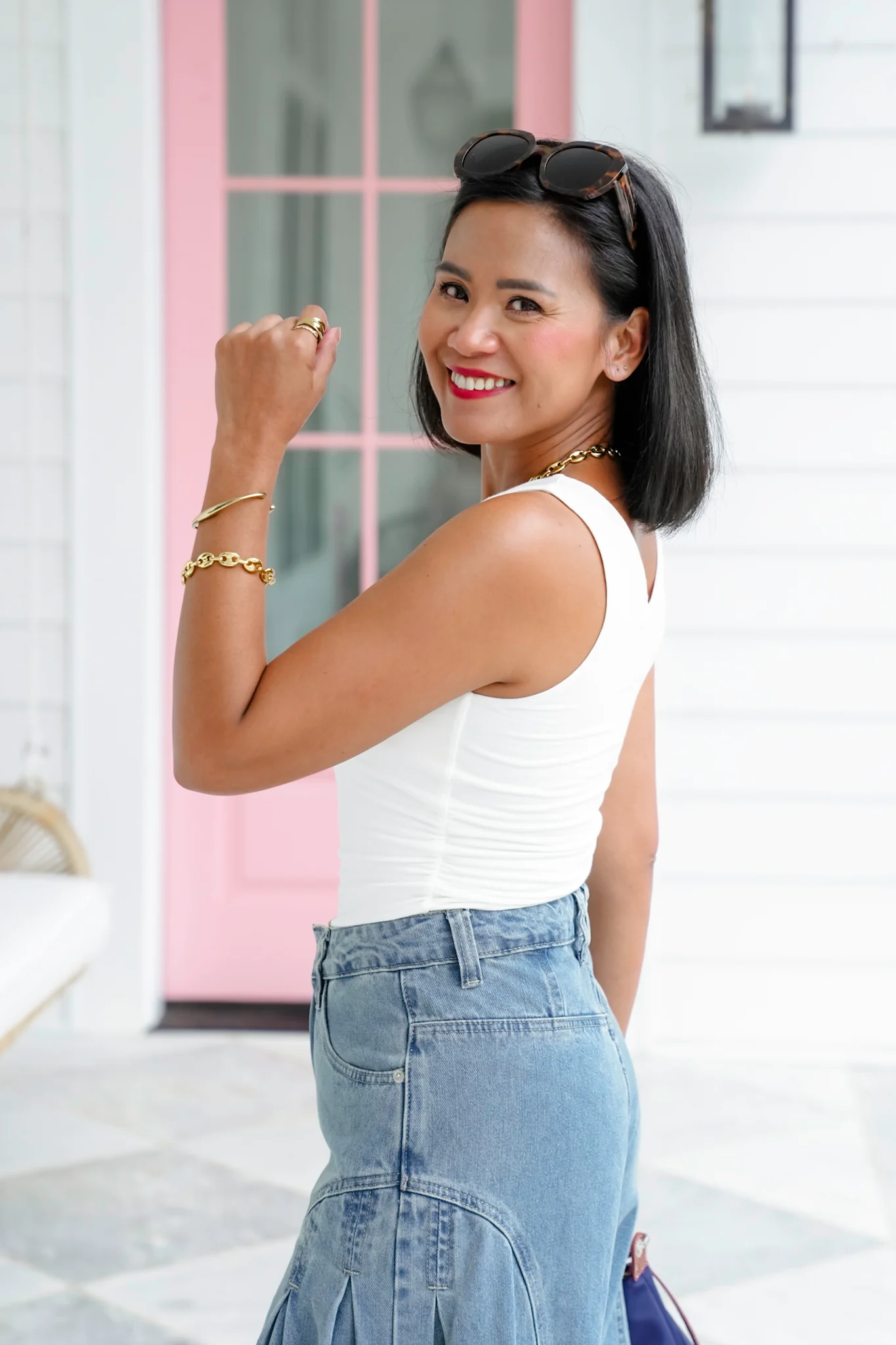 Sleeveless V Neck Bodysuit with Ruching Detail - Image 5