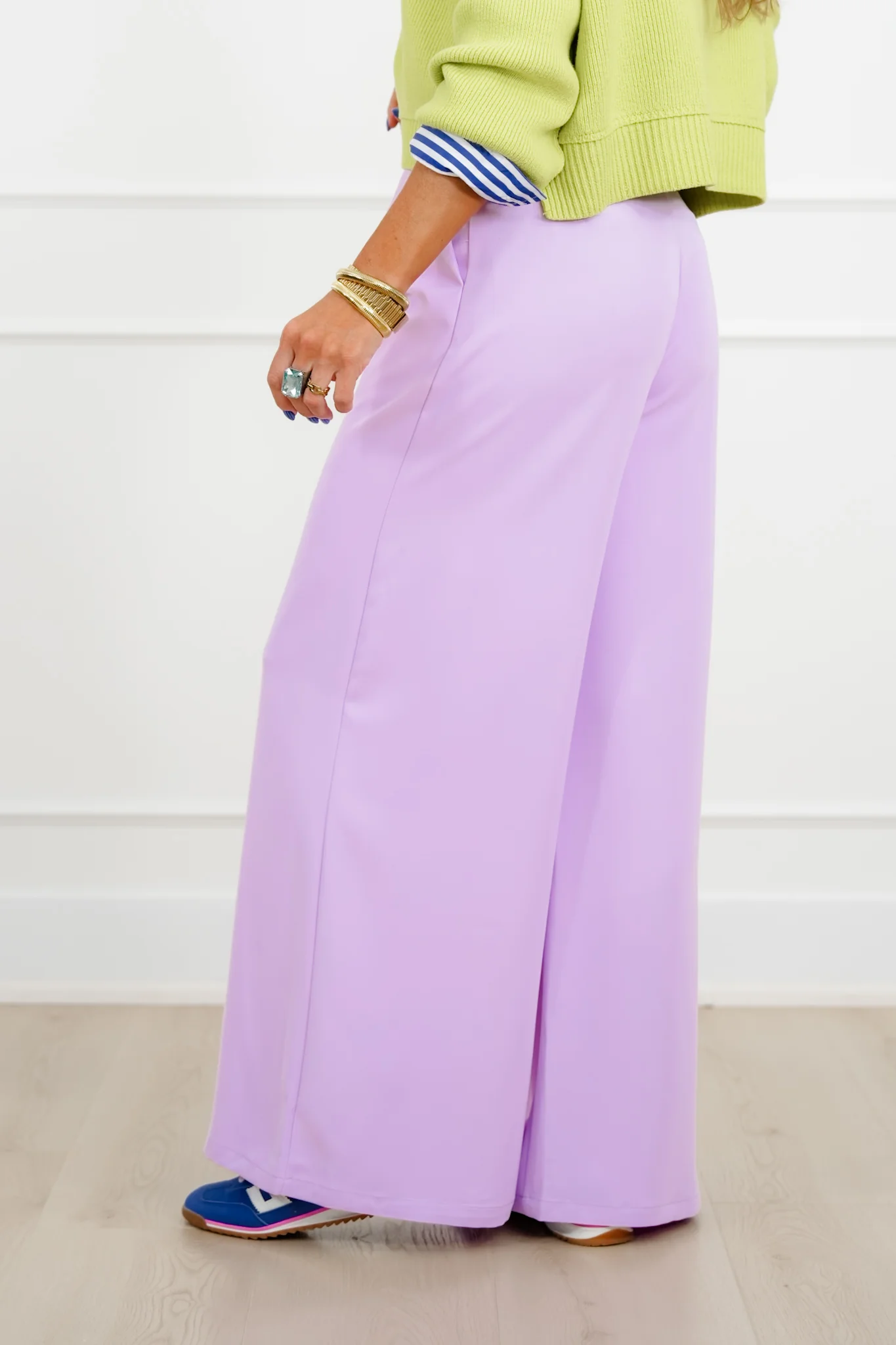 Solid Color High Waisted Pleated Wide Leg Pants - Image 10
