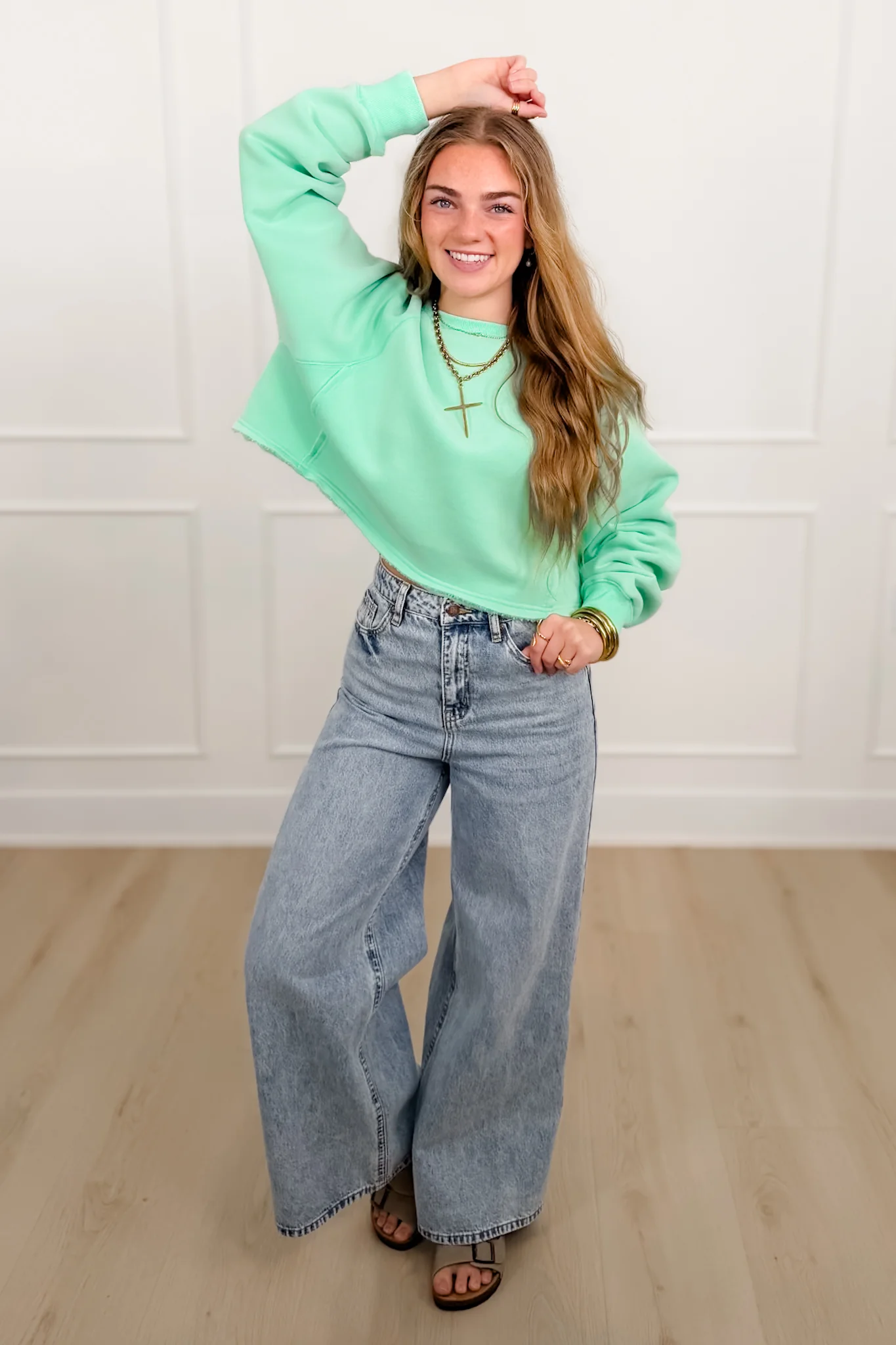 Solid Color Long Sleeve Crop Sweatshirt - Image 5