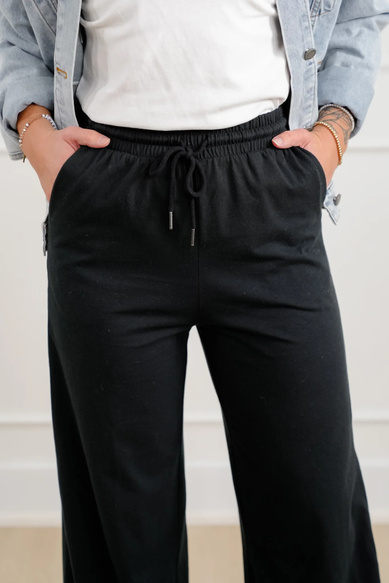 Solid Cotton Elastic Waist Wide Leg Pants - Image 9